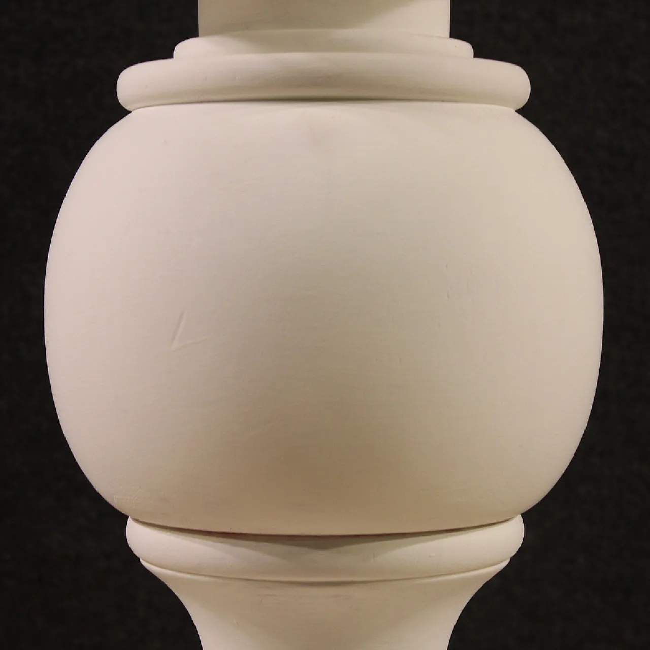 Modern Italian coffee table, 70s 9