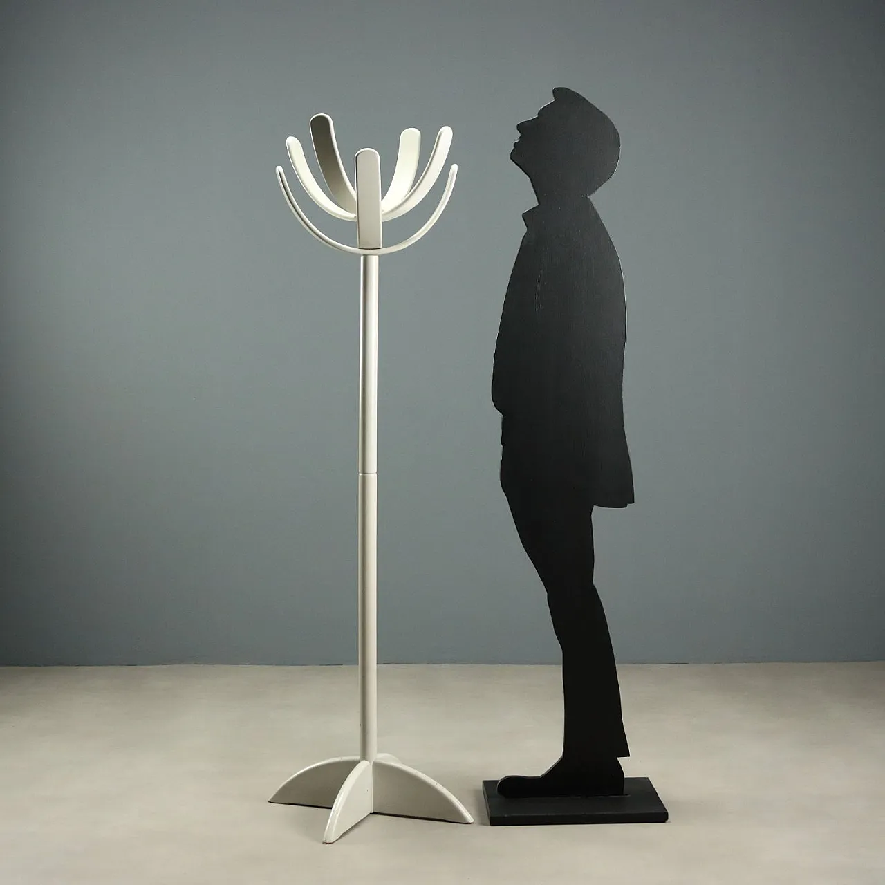 Appendiabiti in legno laccato bianco, '900 2