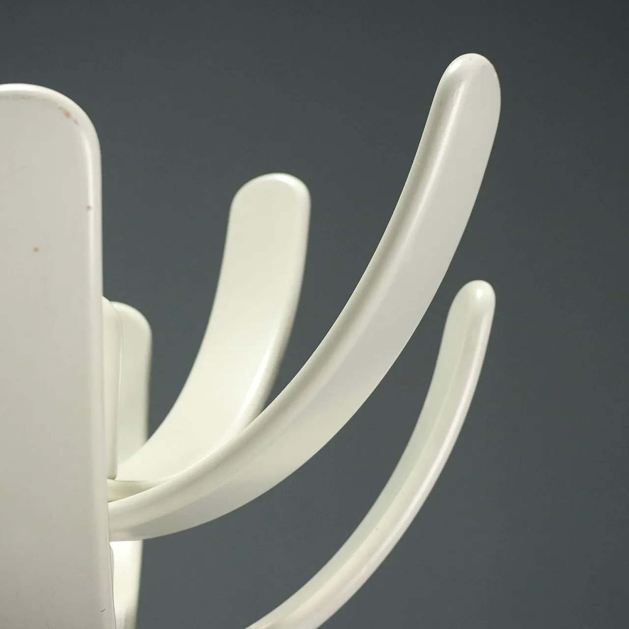 Appendiabiti in legno laccato bianco, '900 5