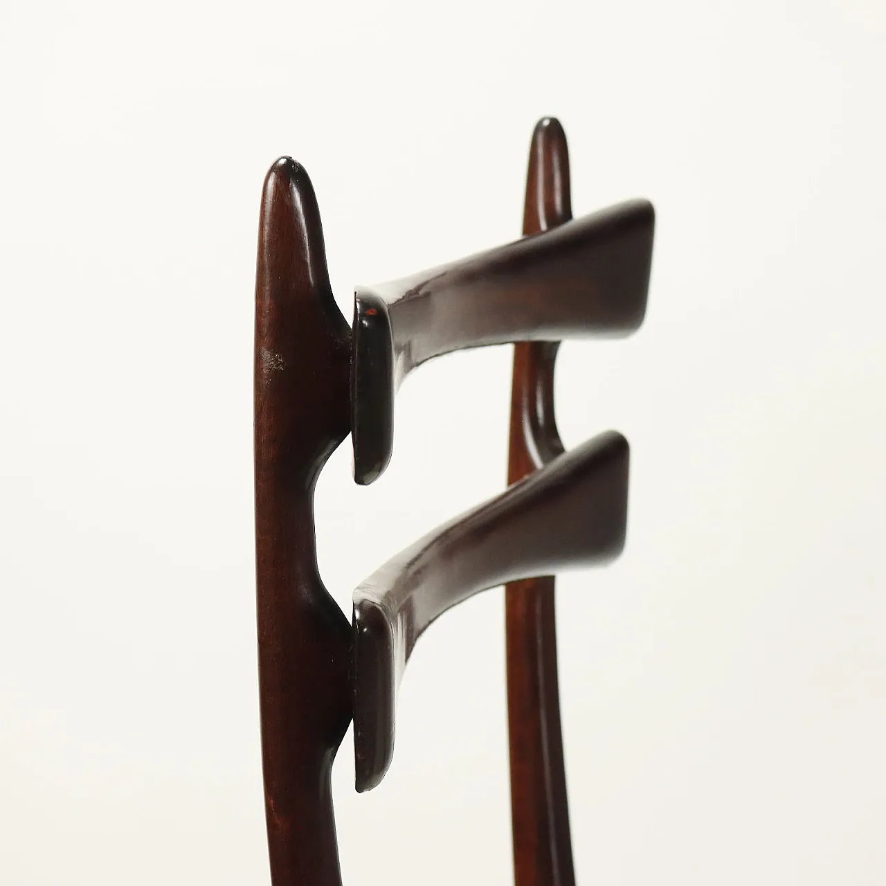 6 Sedie in faggio tinto con seduta in boucle nuova,  Anni '50 4