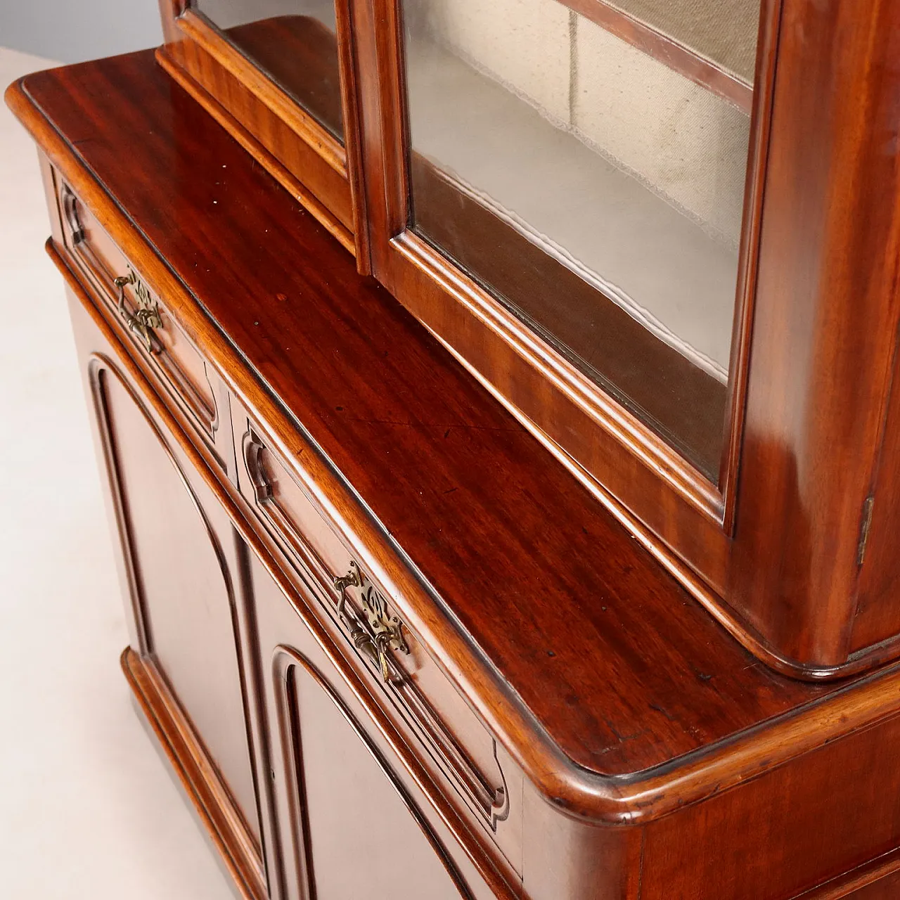 Libreria in mogano con cassetti e mensole, fine '800 6