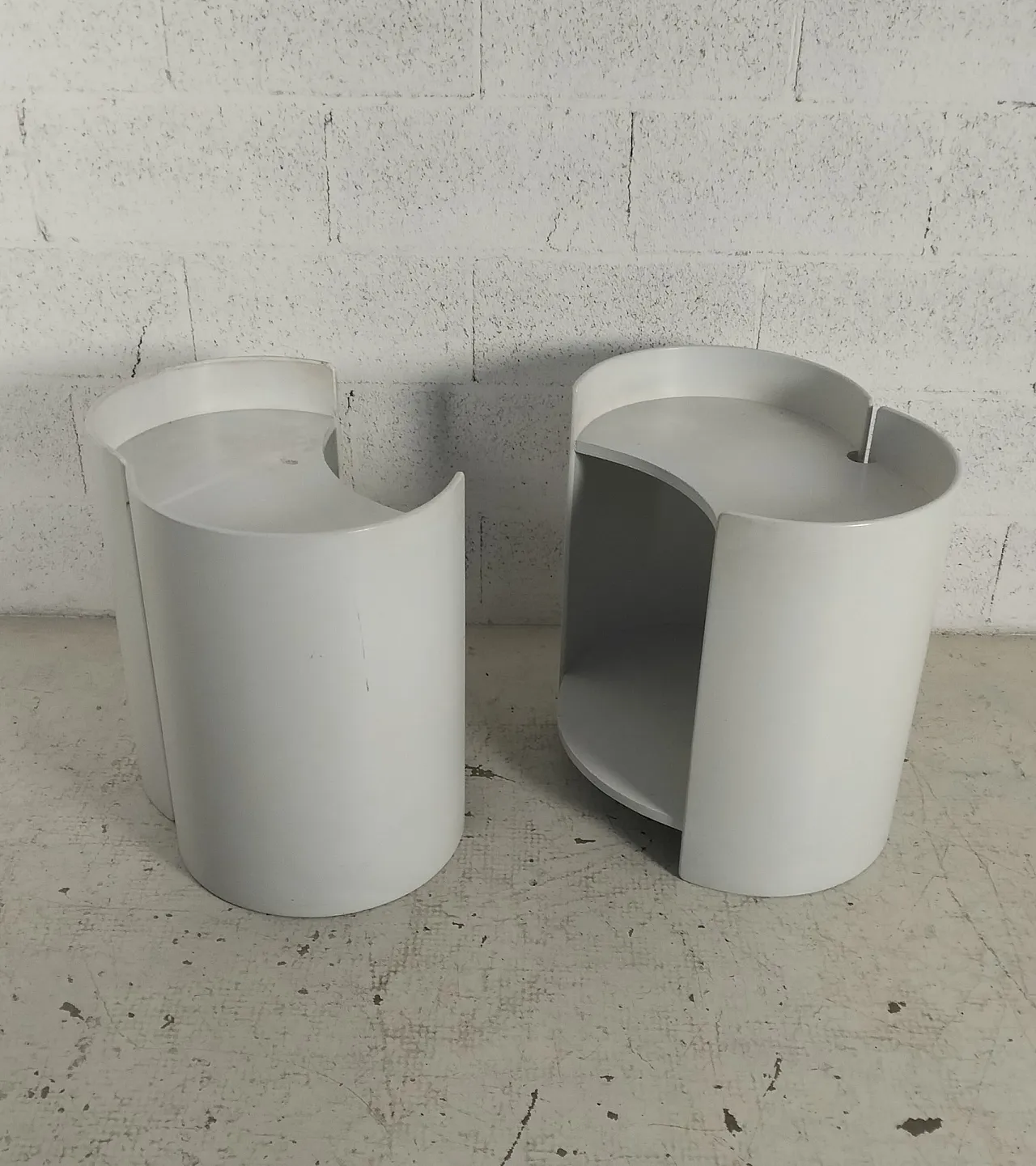 Coppia di comodini Gea  di K. Takahama per Gavina, anni '70 3