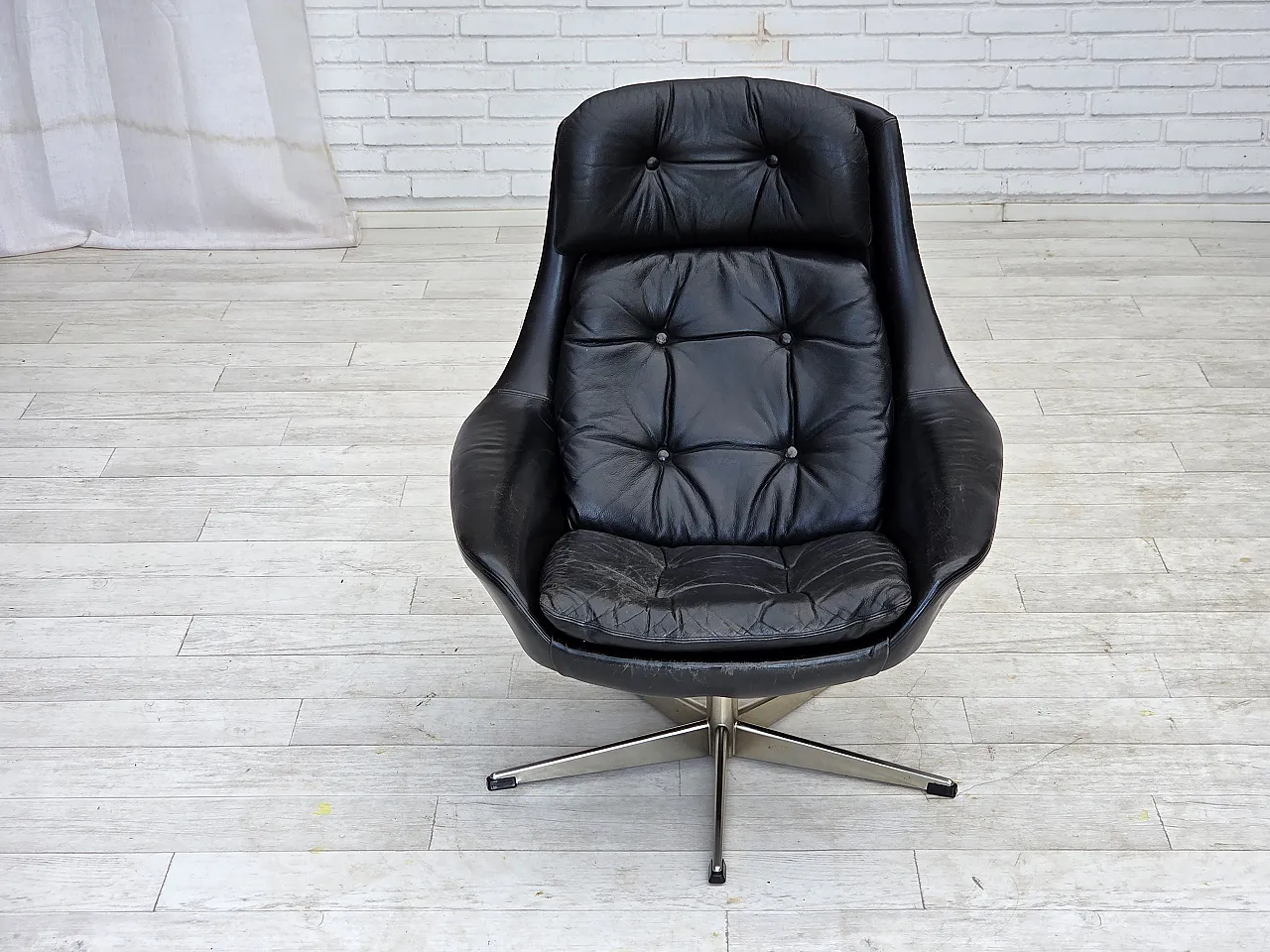 Danish swivel chair by H.W.Klein for Bramin Møbler, leather, 1970s 2