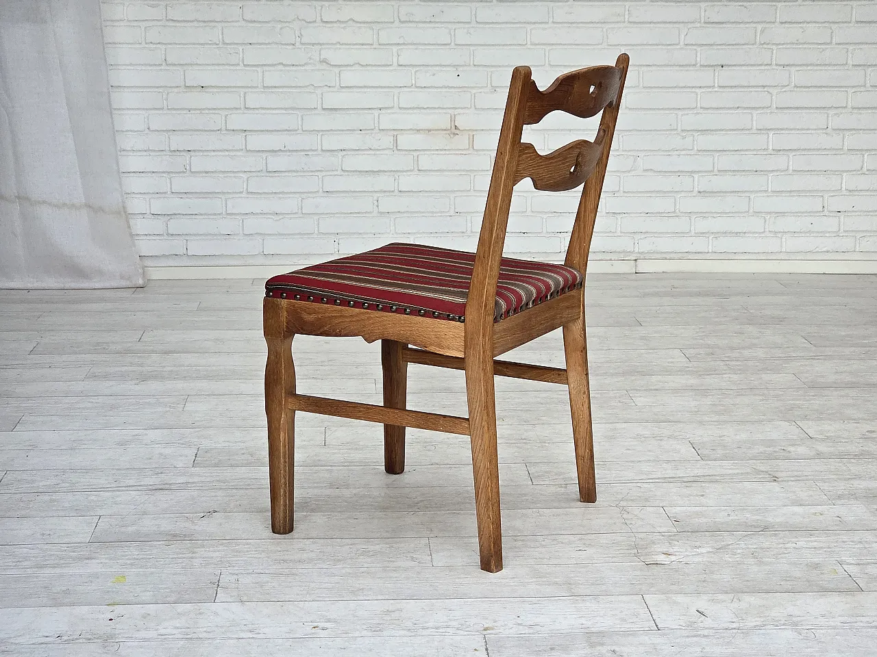 4 Danish dining chairs, wool, oak wood, 1960s 11