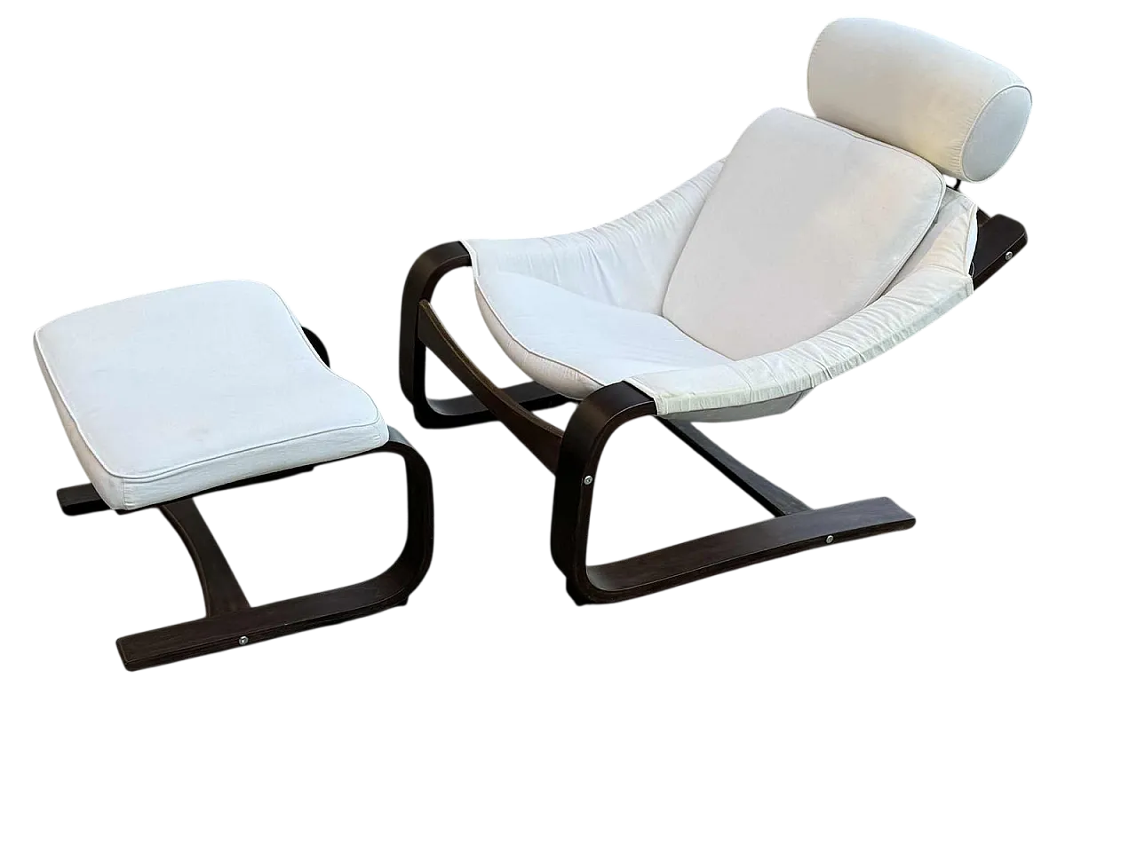 Poltrona in legno curvato e poggiapiedi, anni '70 8