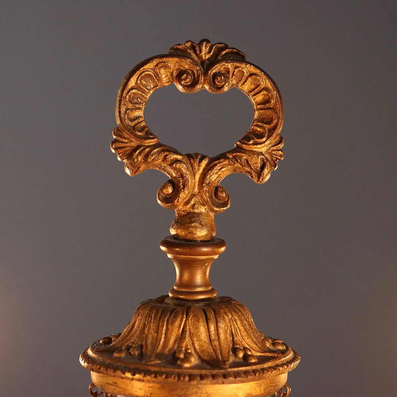 Ceramic table lamp with floral motifs, 19th century 3