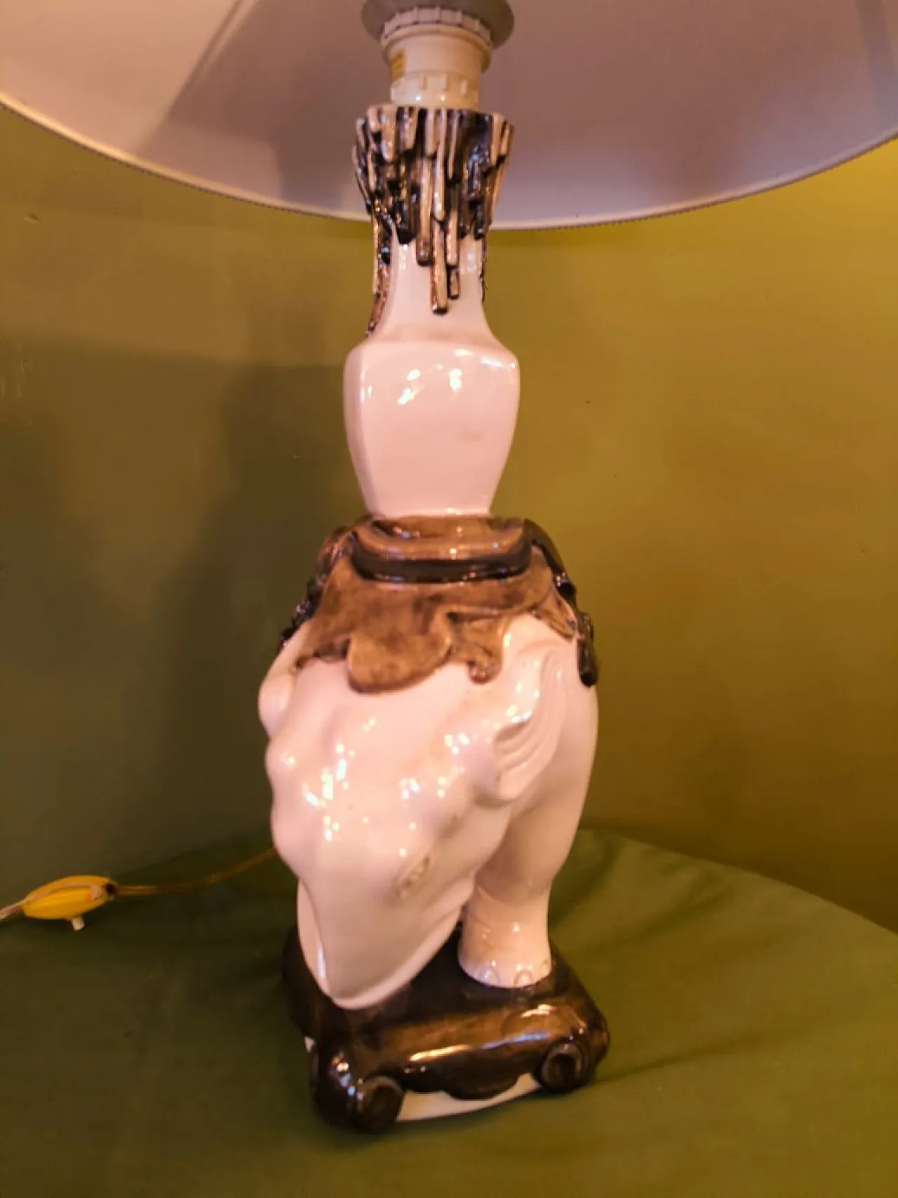 Pair of elephant lamps with lampshades, 1960s 4