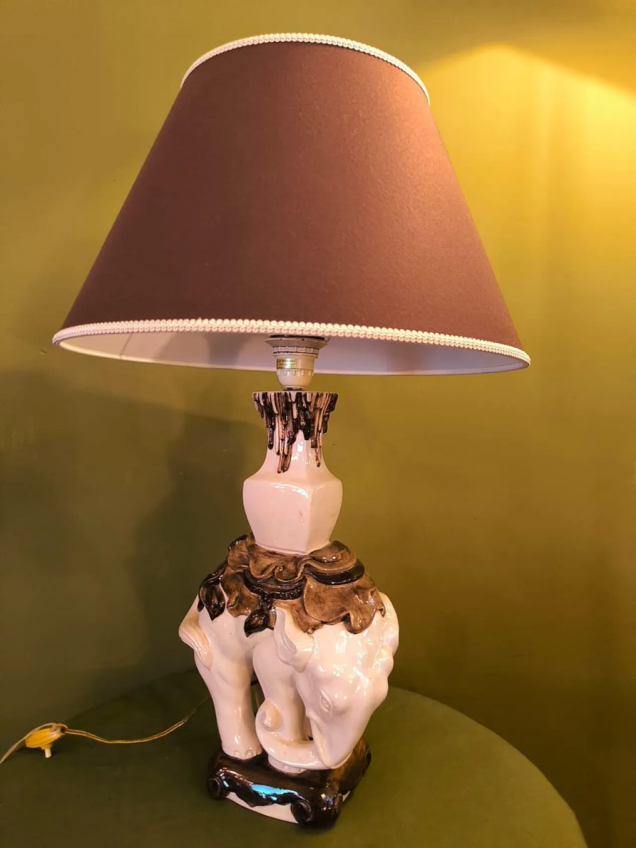 Pair of elephant lamps with lampshades, 1960s 7