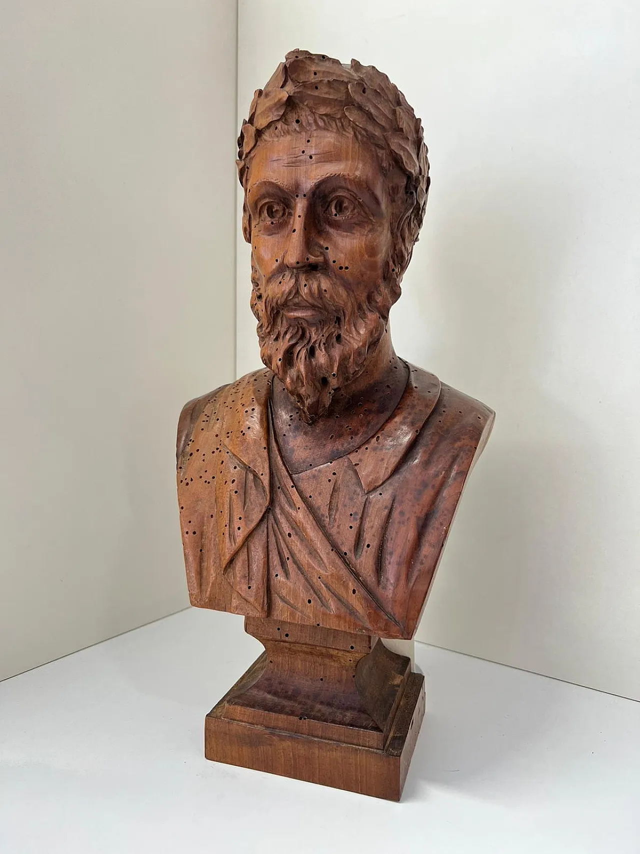 Busto in legno di noce, '800 4