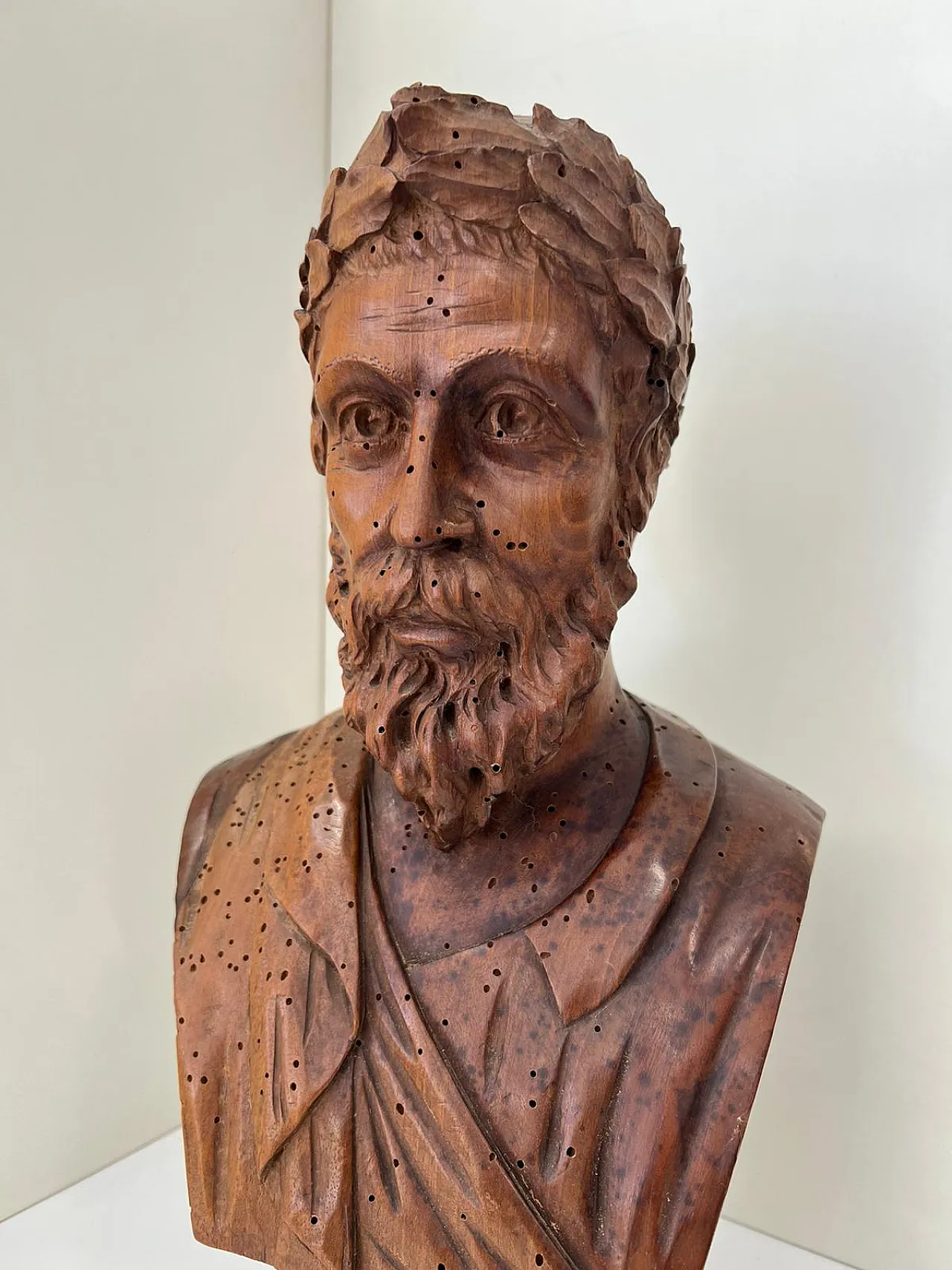 Busto in legno di noce, '800 5