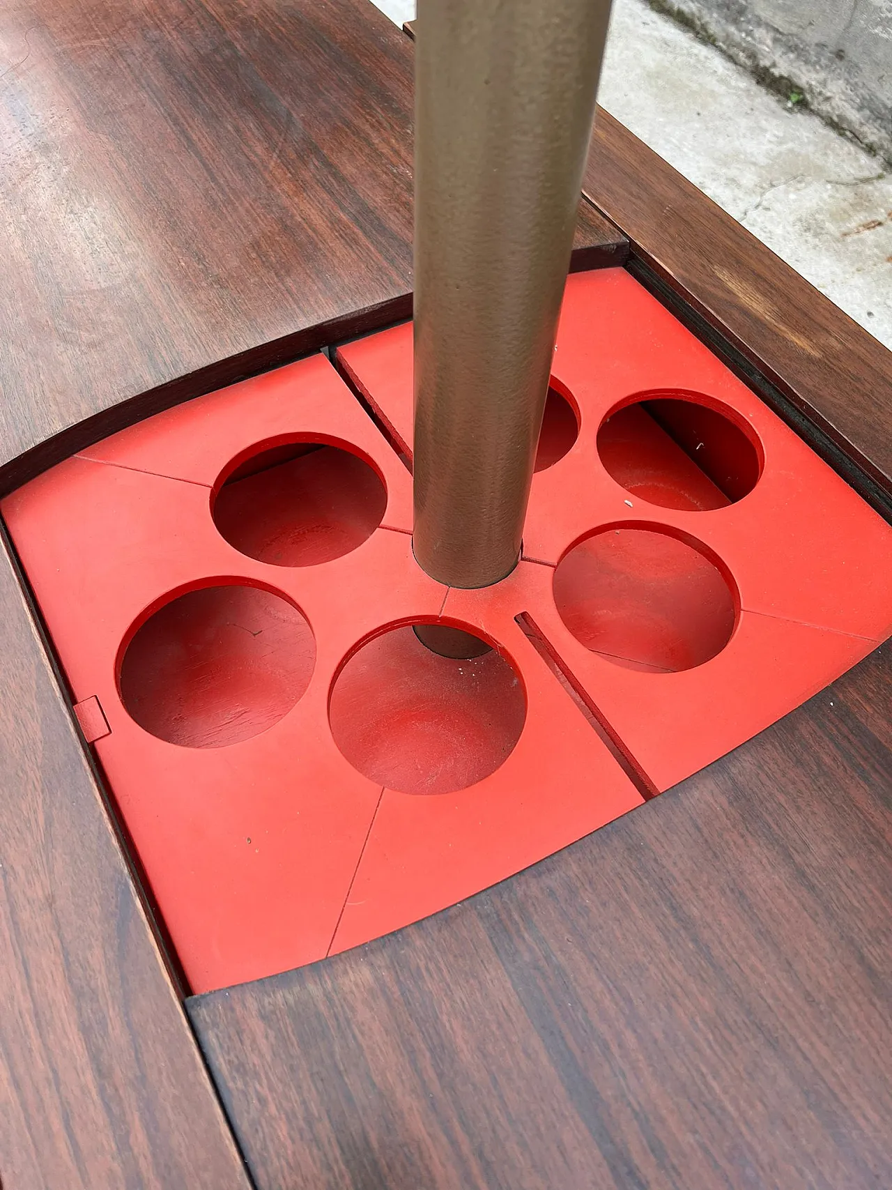 Tavolino bar palissandro apertura automatica, anni '70 4