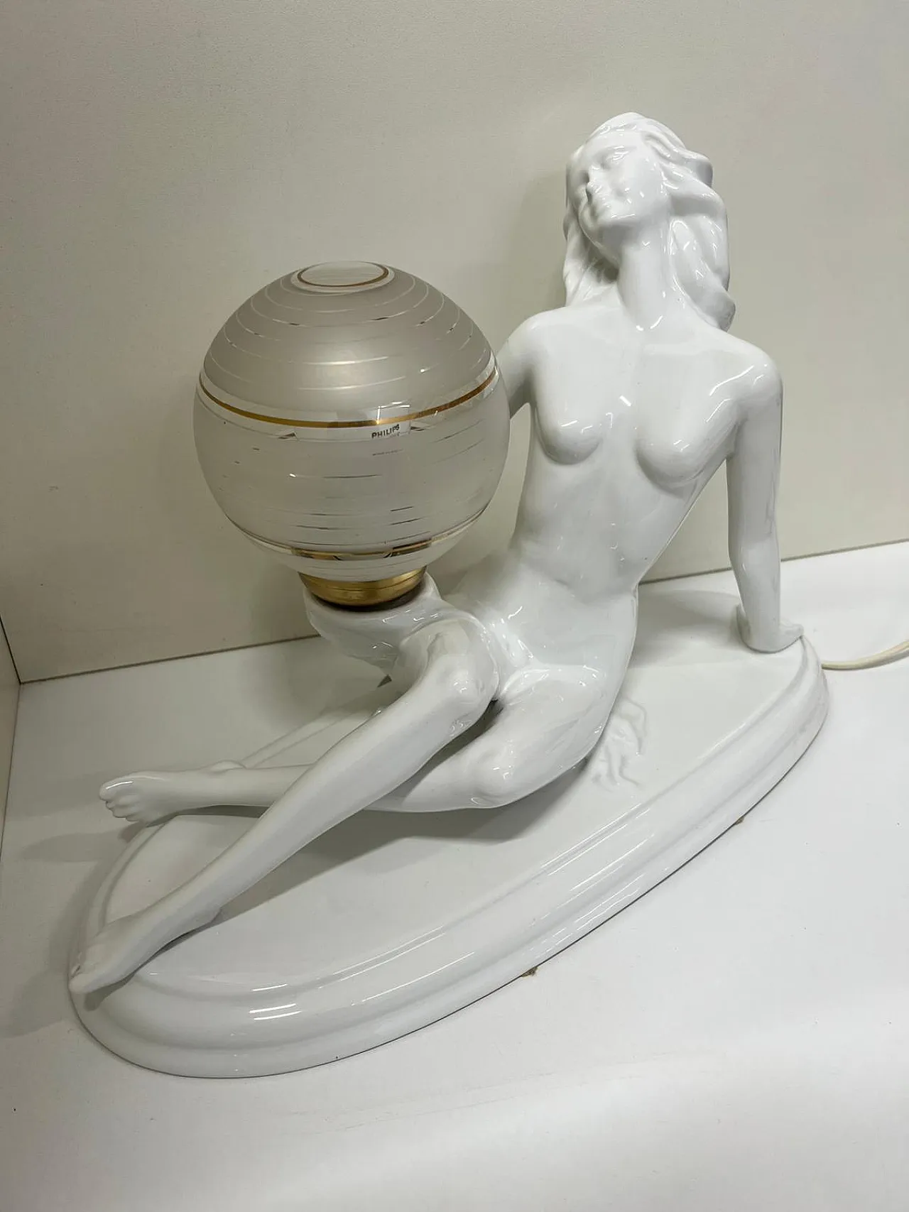 Lampada figura di donna in stile art deco’, 70s 7