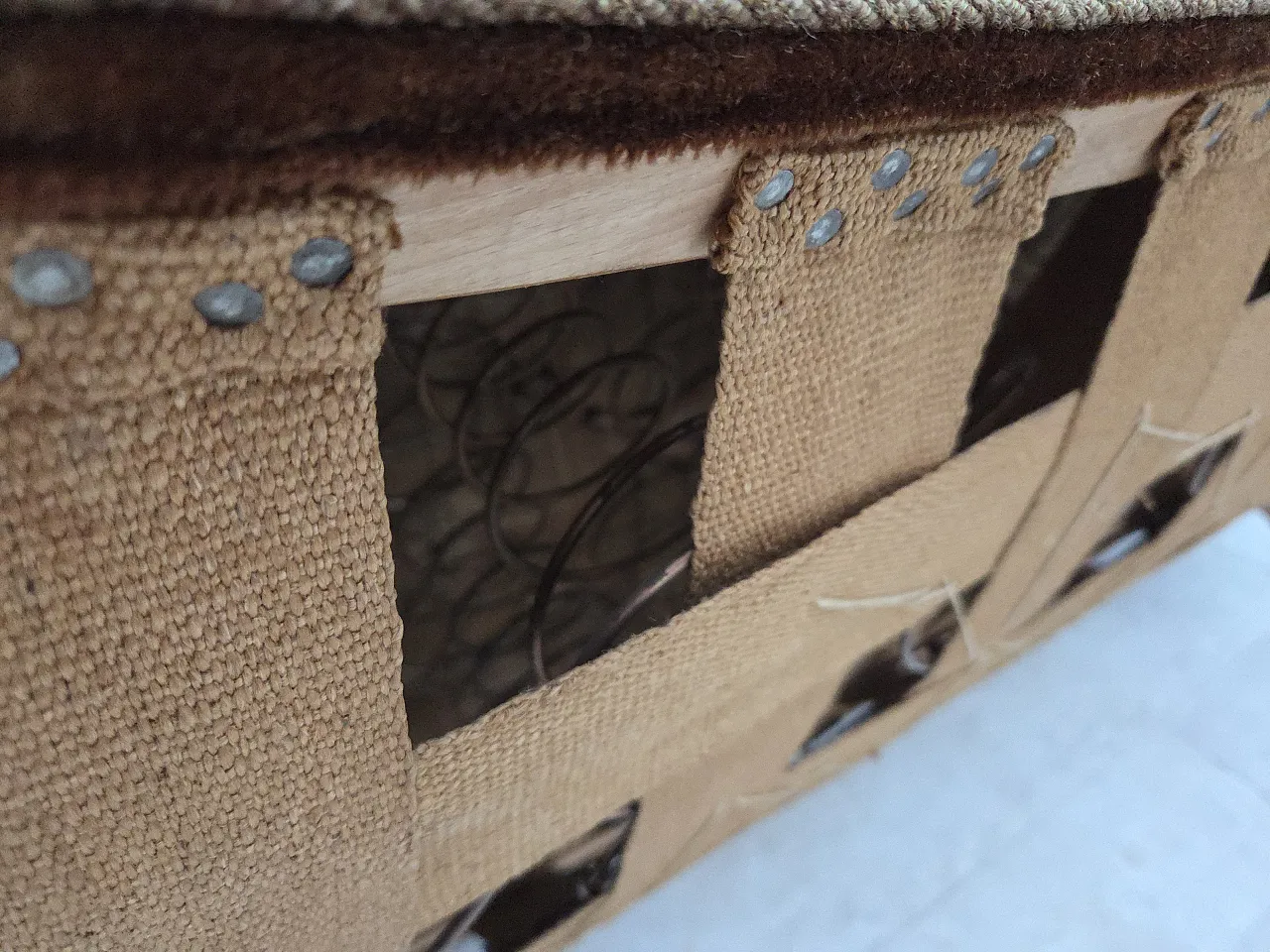 Curved 2-seater sofa in brown velvet, 1960s 19