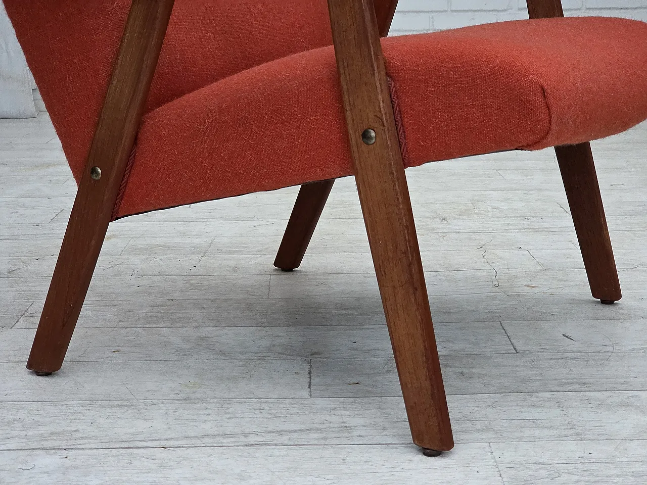 High-back armchair in wool, teak, oak, 1970s 6