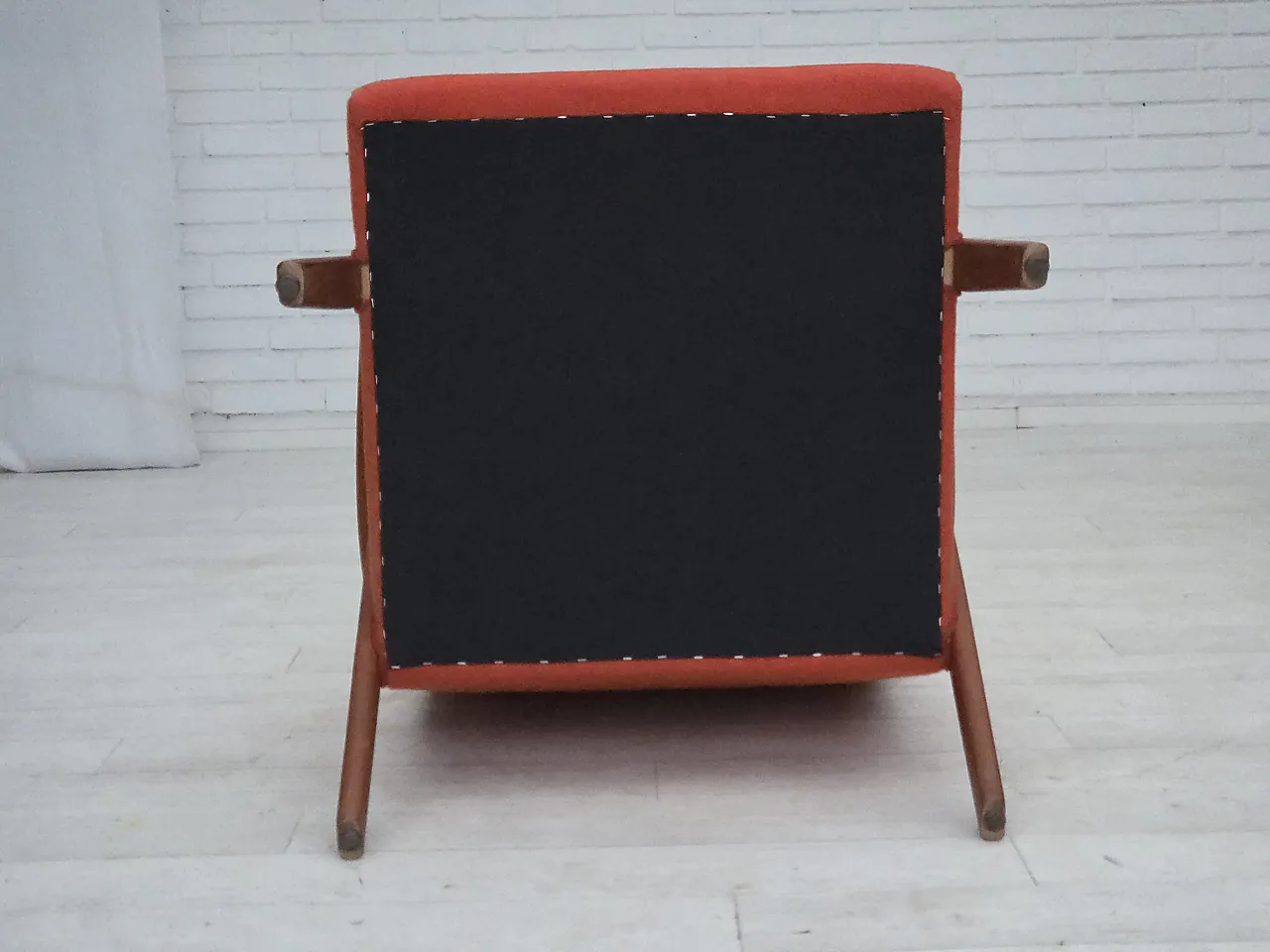 High-back armchair in wool, teak, oak, 1970s 17
