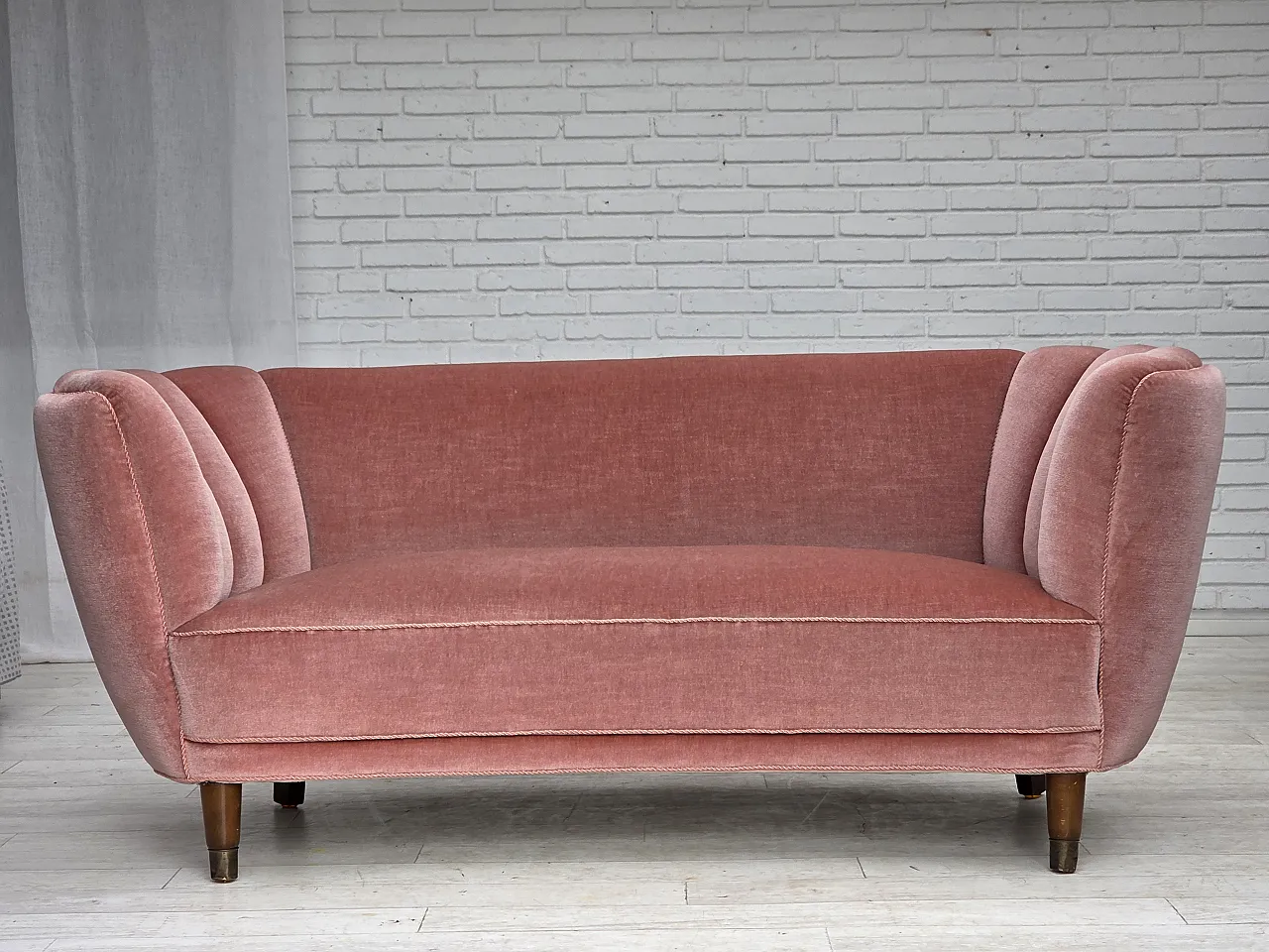 Danish 2-seater curved sofa in salmon pink velvet, 1970s 1