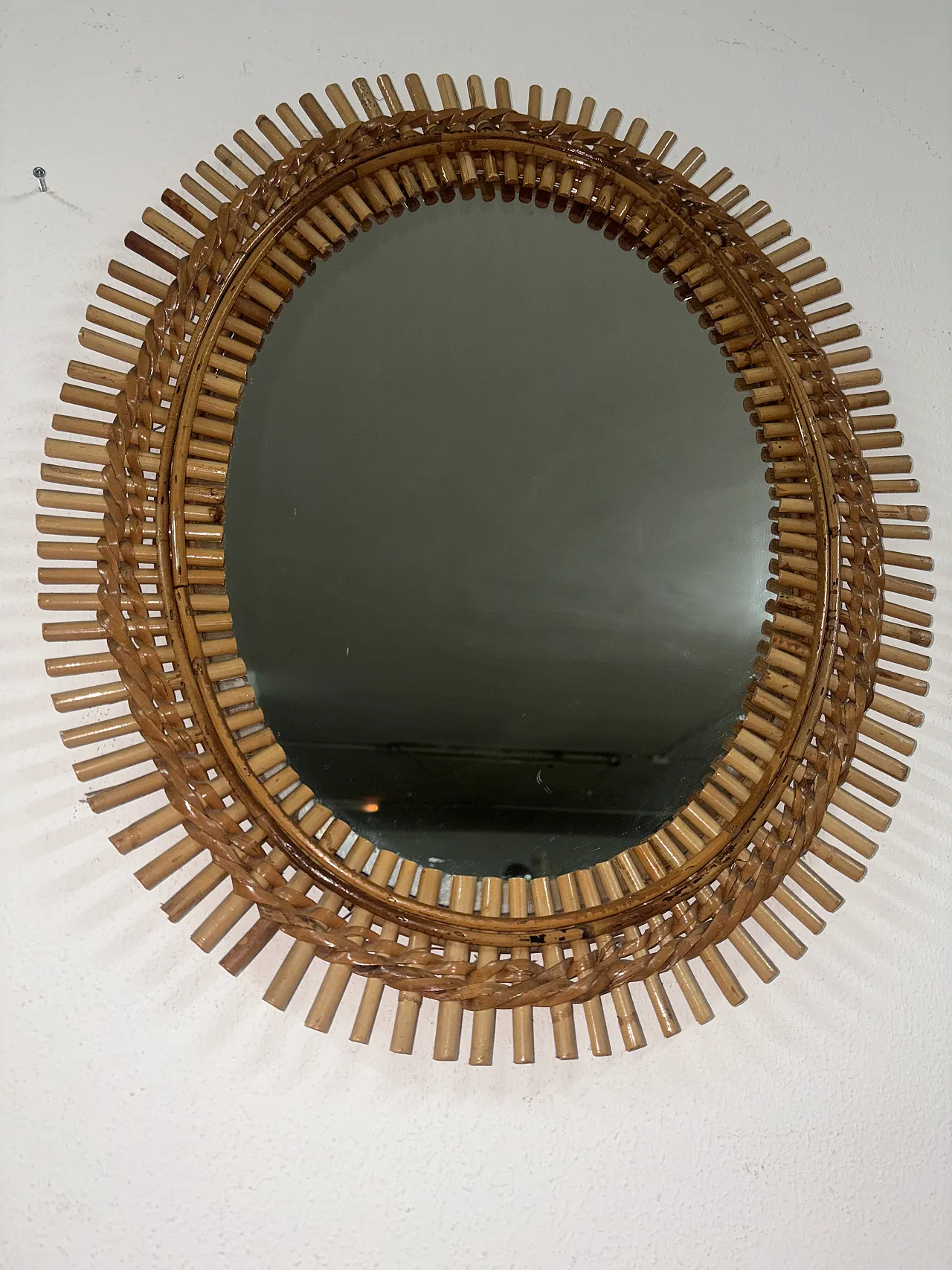 Specchio ovale in vimini, anni '60 1
