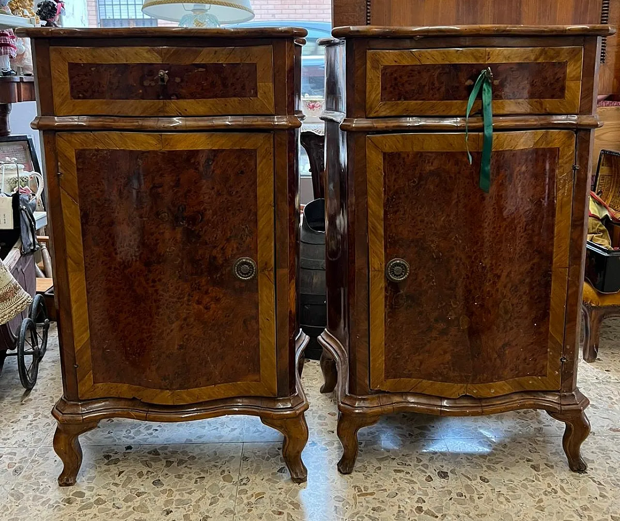 Coppia di comodini in radica di noce, '800 2