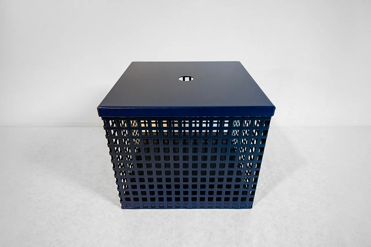 Scatola in metallo blu, anni '70 1