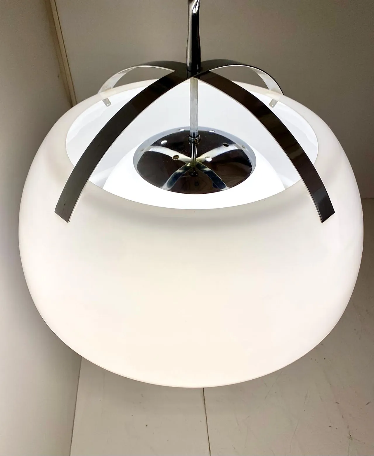 Lampadario Omega di Vico Magistretti per Artemide, anni '60 18