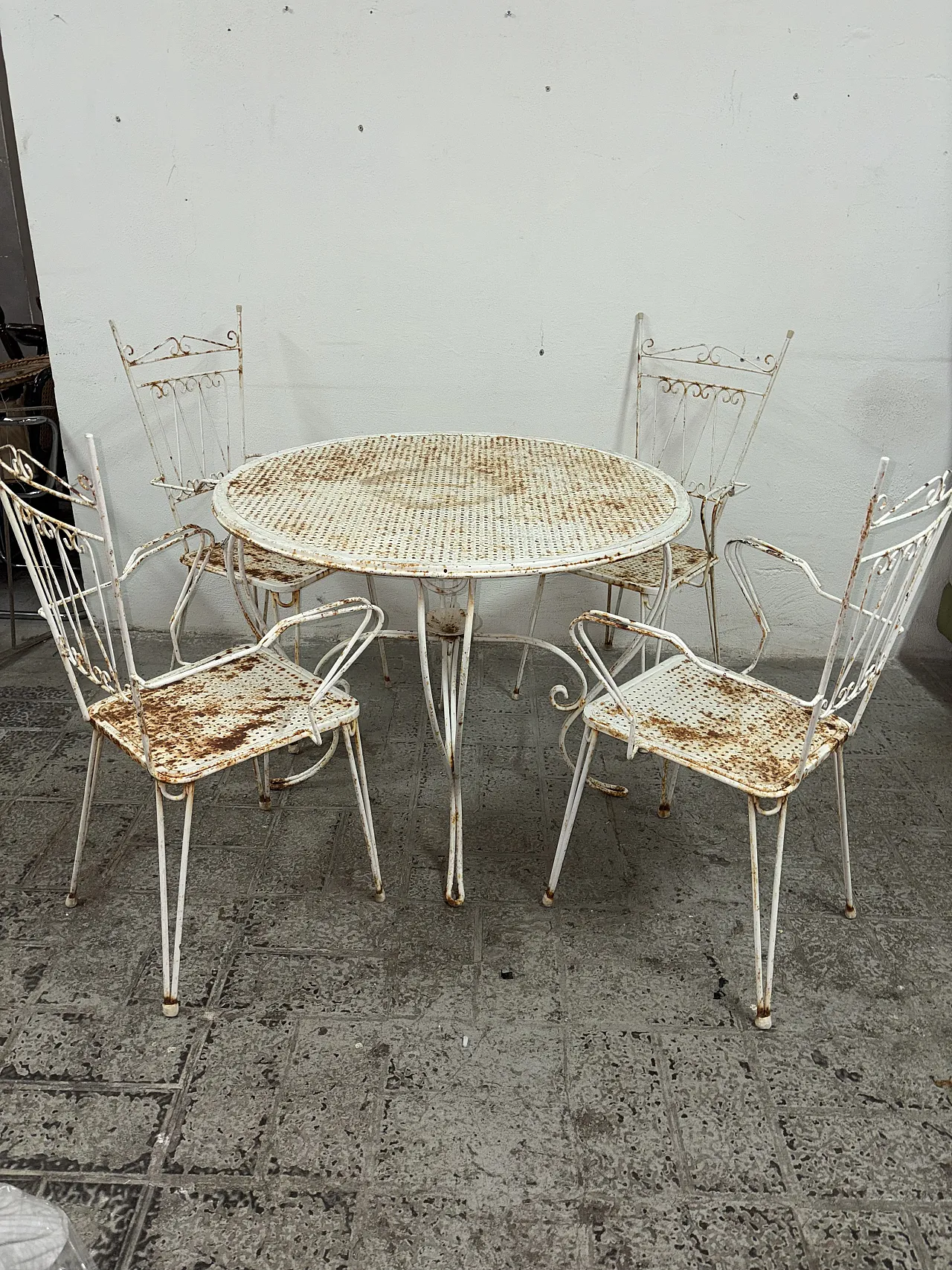 Tavolo con sedie in ferro, anni '70 1