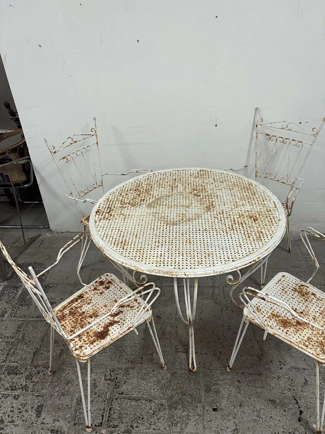 Tavolo con sedie in ferro, anni '70 3