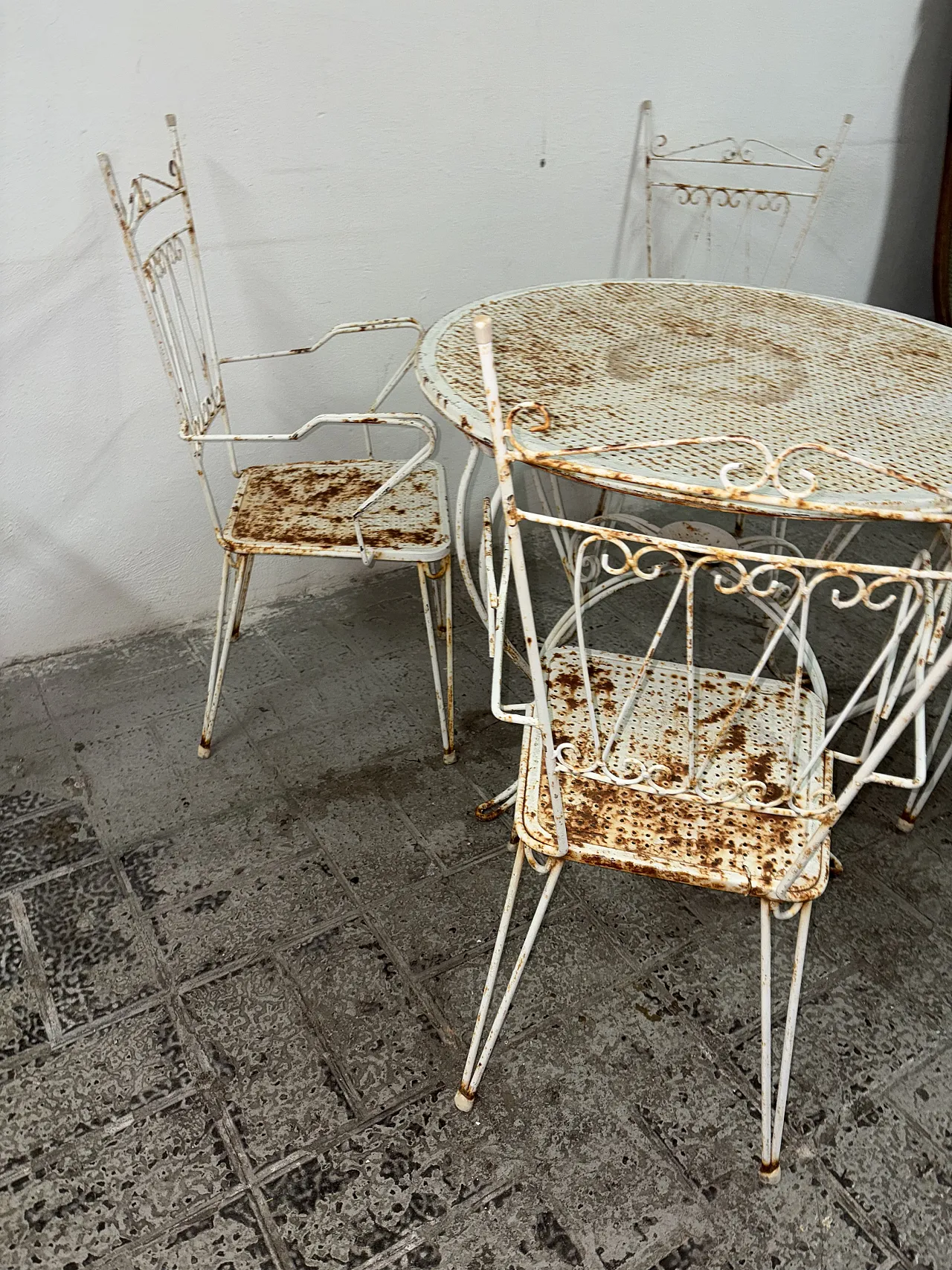 Tavolo con sedie in ferro, anni '70 4