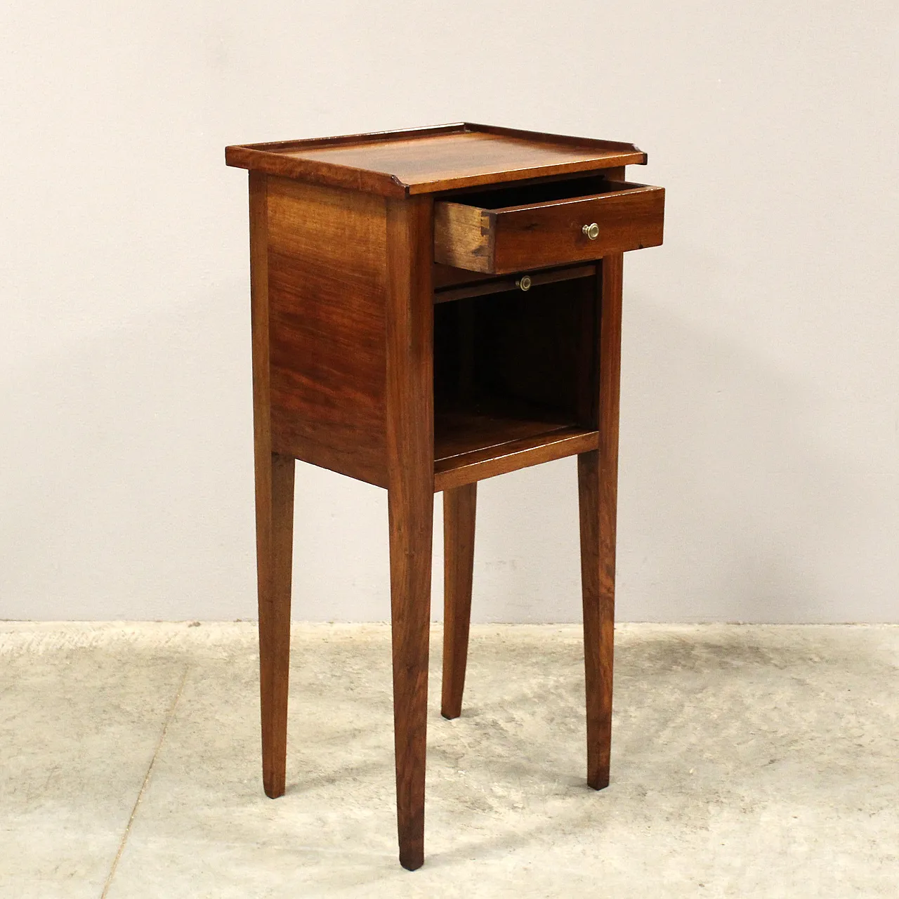 Comodino Direttorio in noce '700 Italia 7