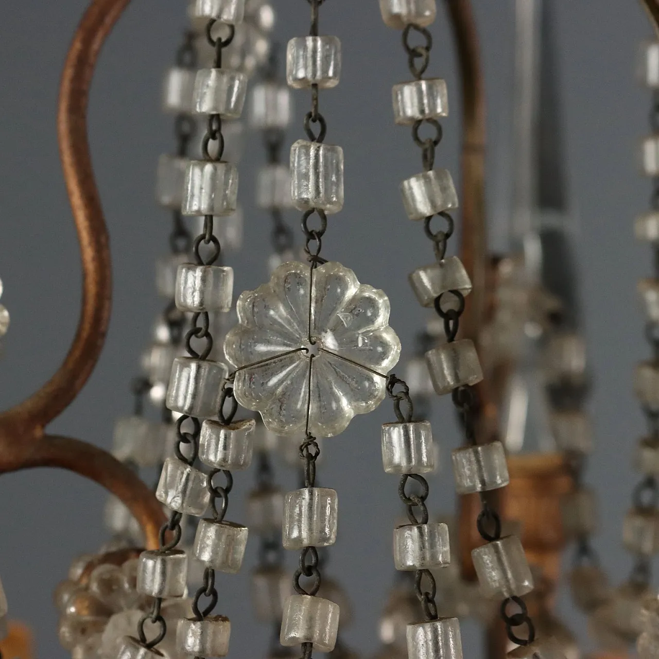 Lampadario a nove luci in ferro dorato e vetro, fine '800 6