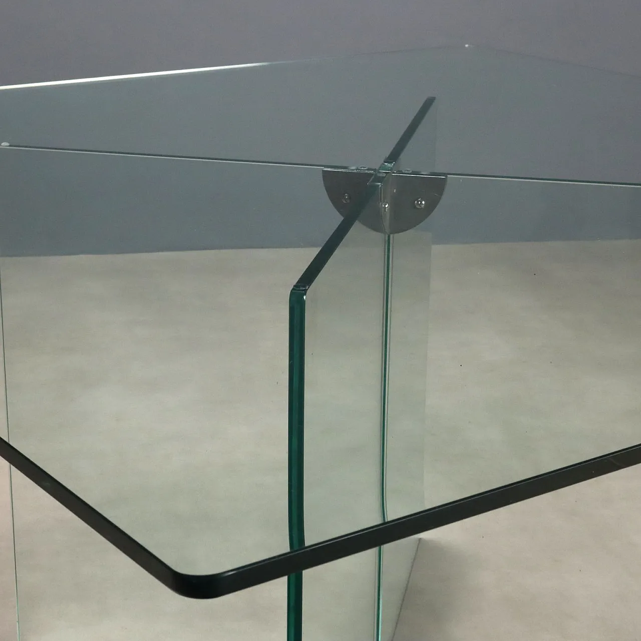 Ground glass dining table with square top, late 20th century 3