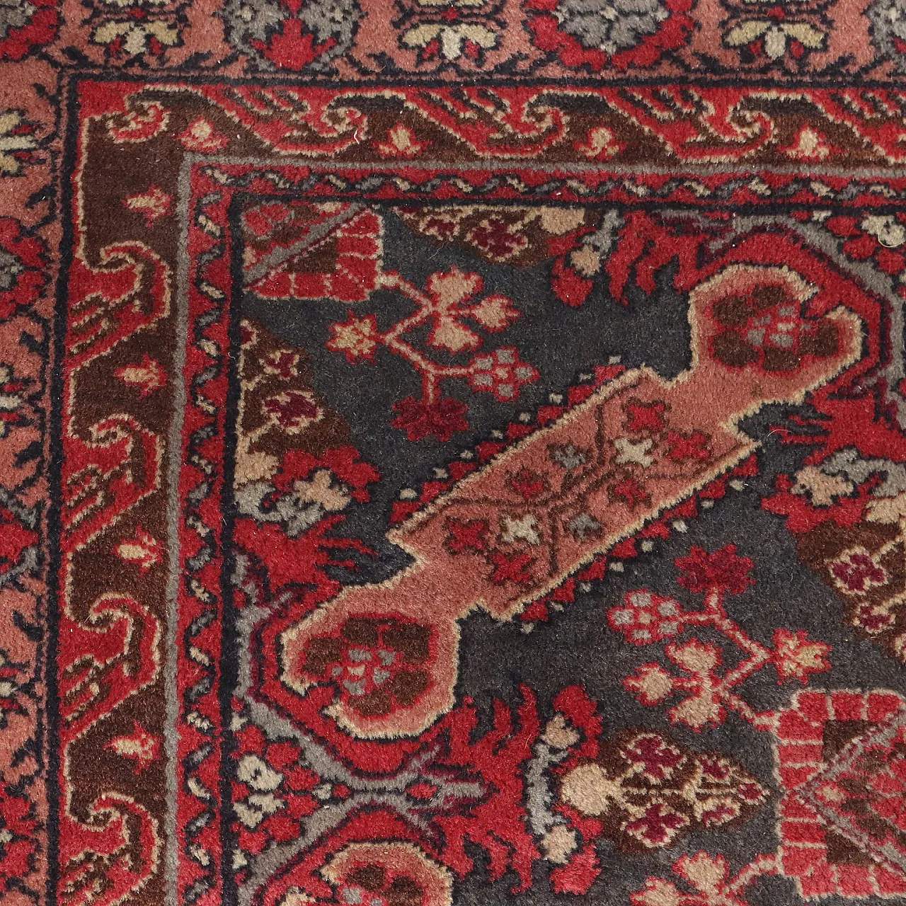 Shirvan wool rug with fine knot, late 20th century 4