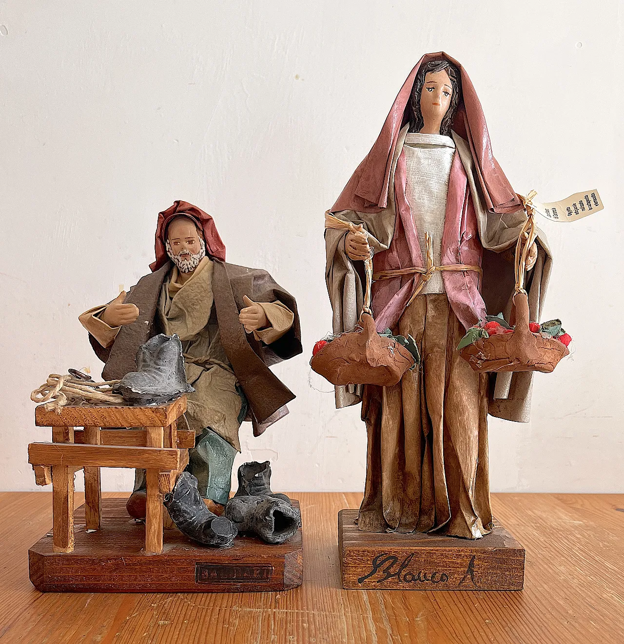 Lecce ceramic papier-mâché figurines 17