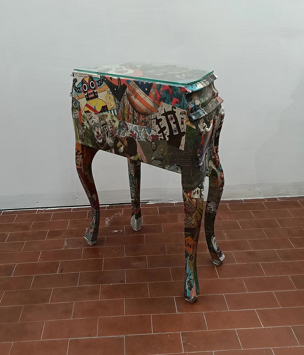 Coppio di comodini decoupage artistico, 2000 12