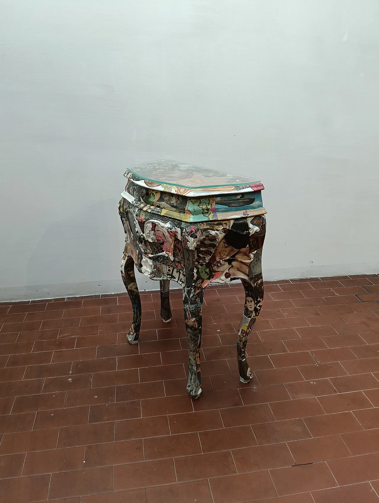 Coppio di comodini decoupage artistico, 2000 22