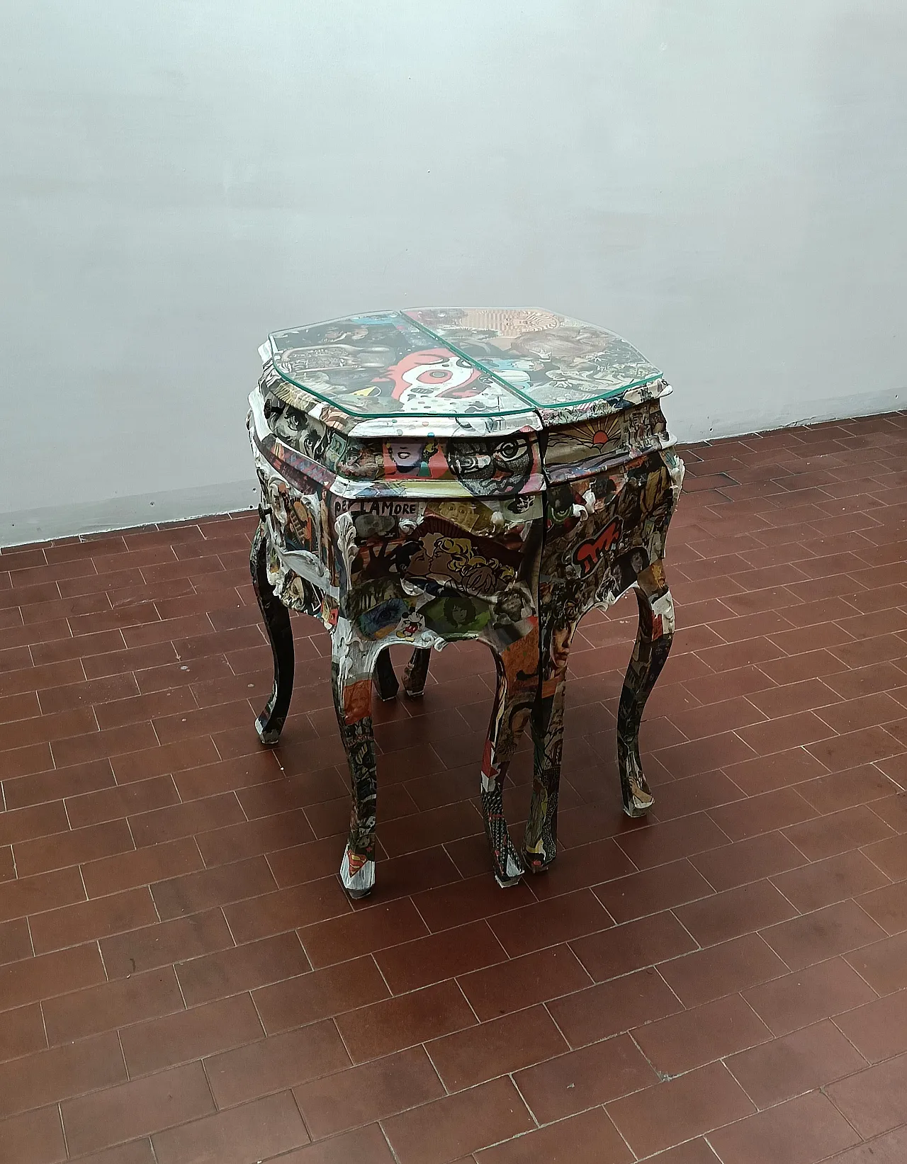 Coppio di comodini decoupage artistico, 2000 28