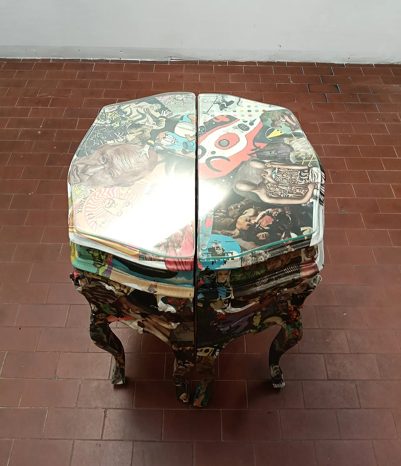 Coppio di comodini decoupage artistico, 2000 33