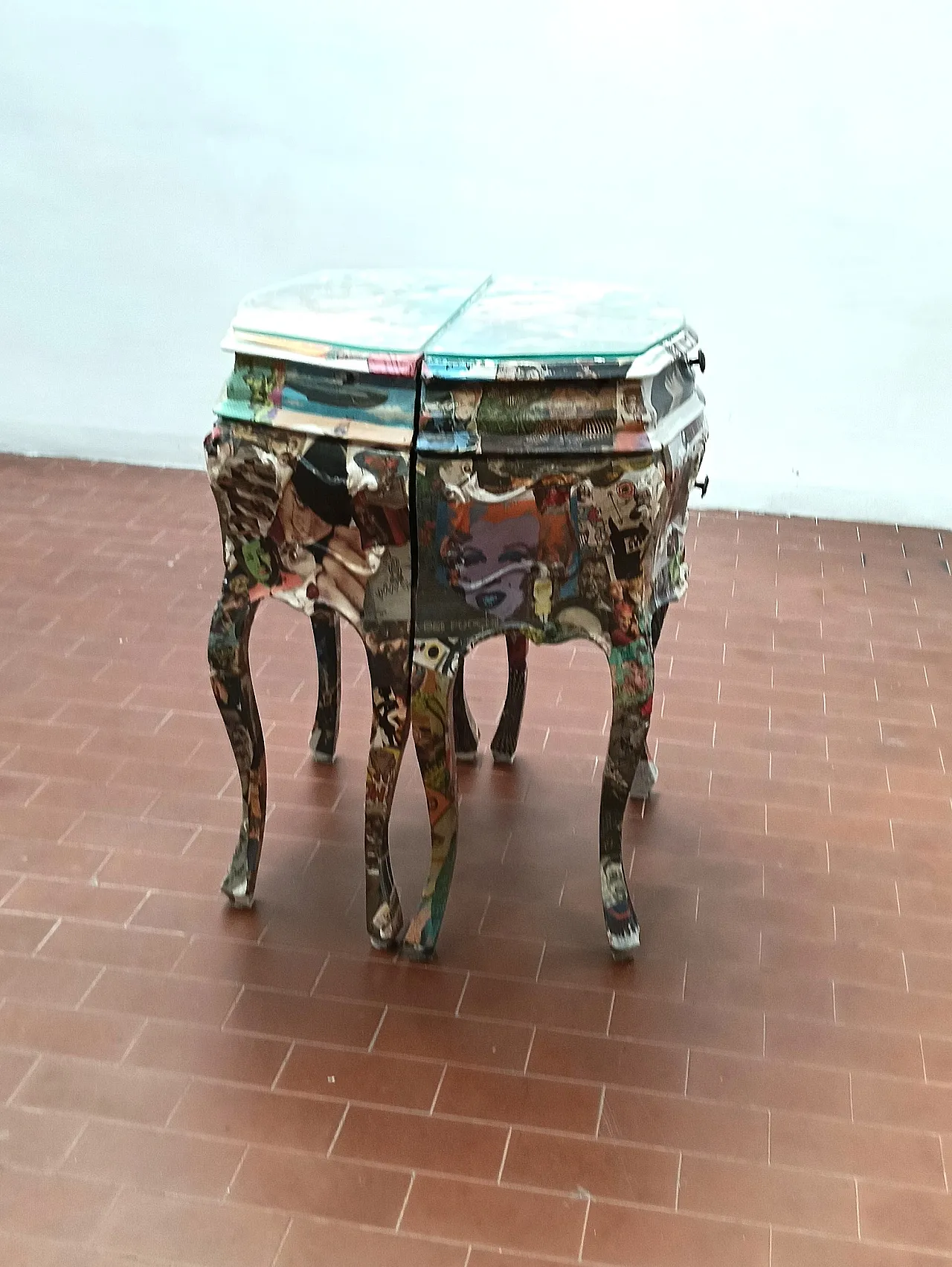 Coppio di comodini decoupage artistico, 2000 34