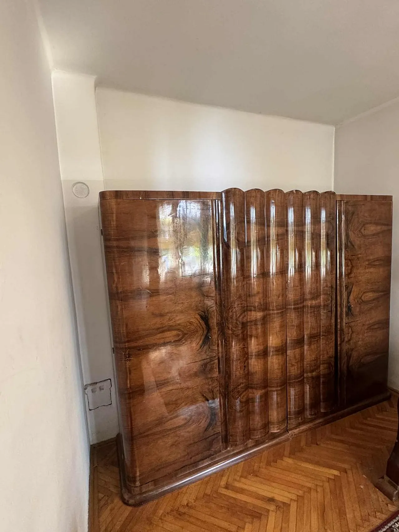 Armadio Art Deco in noce, anni '30 9