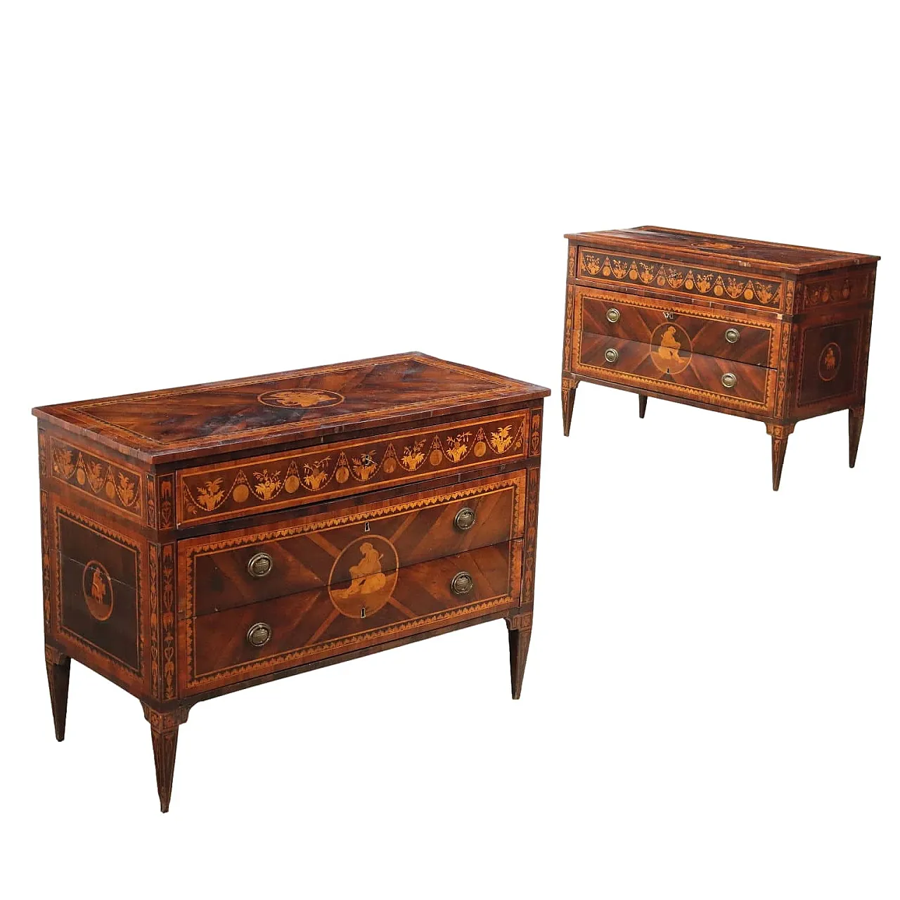 Coppia di cassettoni in noce e abete, '700 1