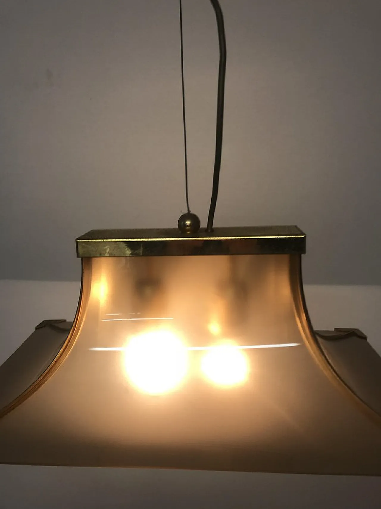 Pagoda pendant, Italy, 70s 7