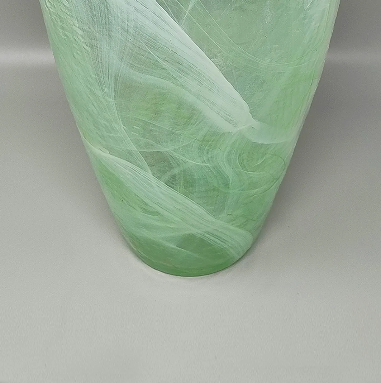 Handcrafted green vase by Michielotto in Murano glass, 1970s 7