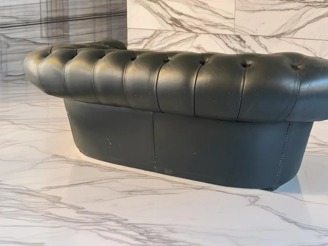 Chester model 2-seater sofa by Poltrona Frau, 1990s 4