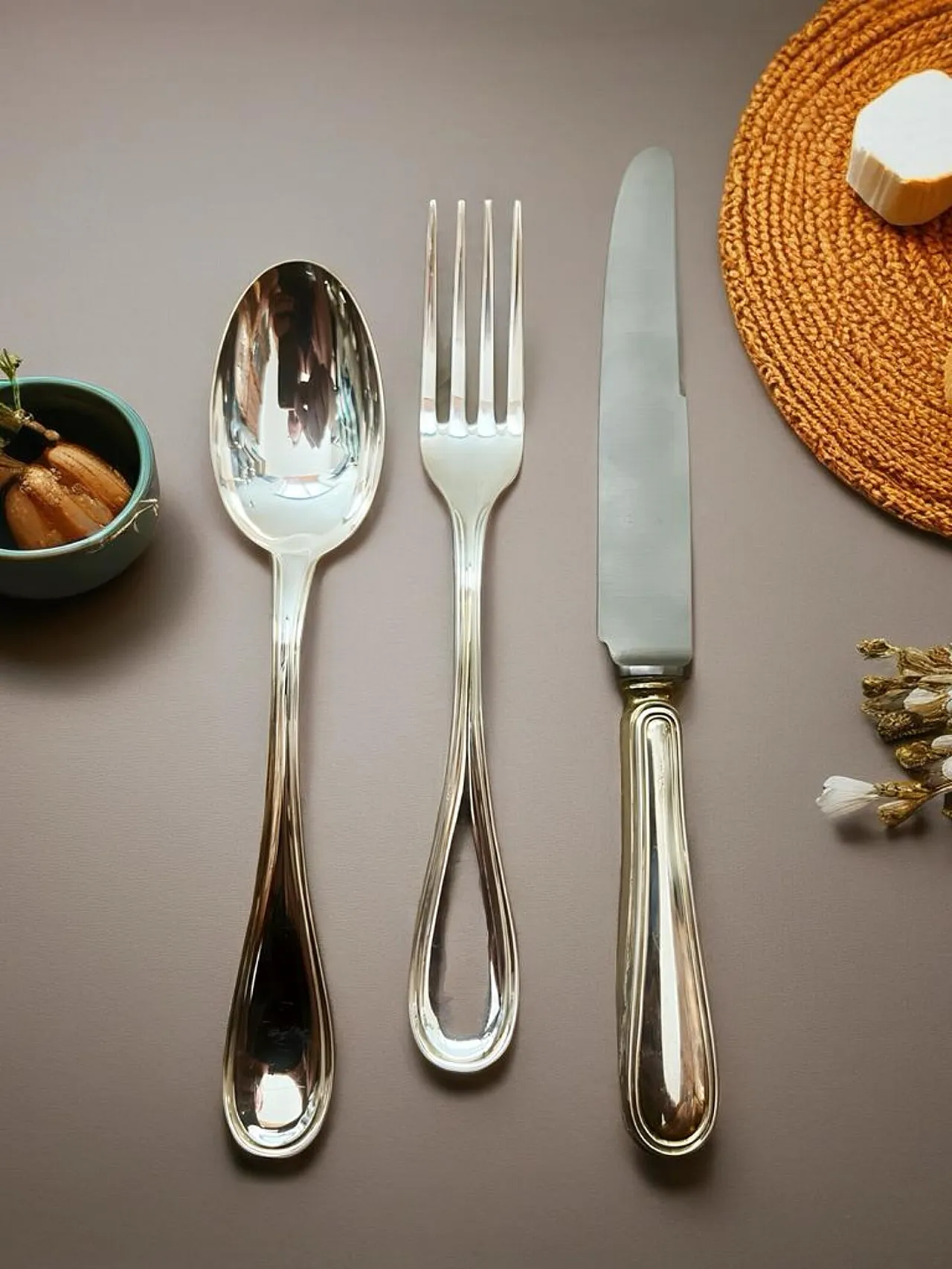 Servizio di posateria da 12 persone in argento 800, anni '90 1