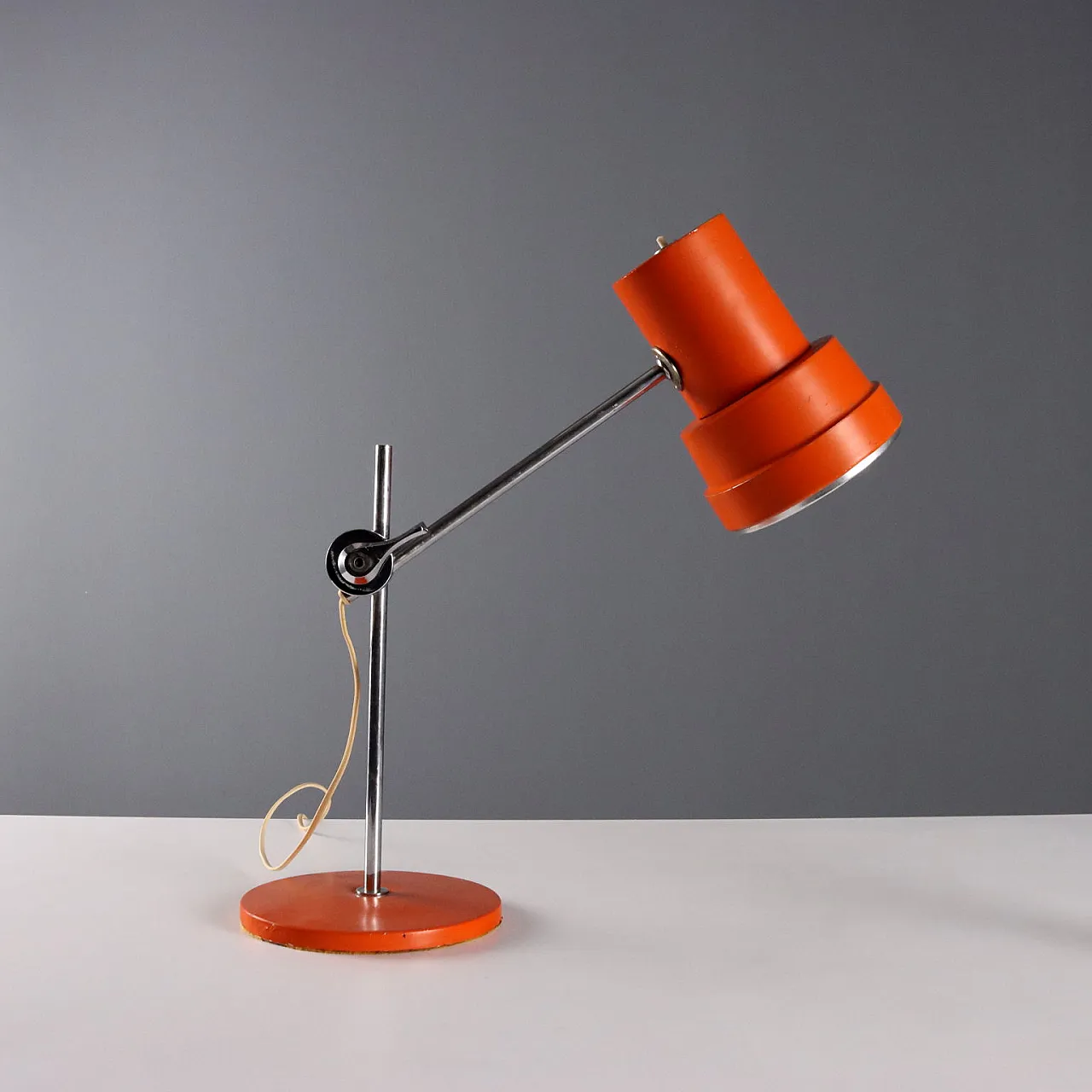 Lampada a sospensione in metallo cromato e plastica, '900 9