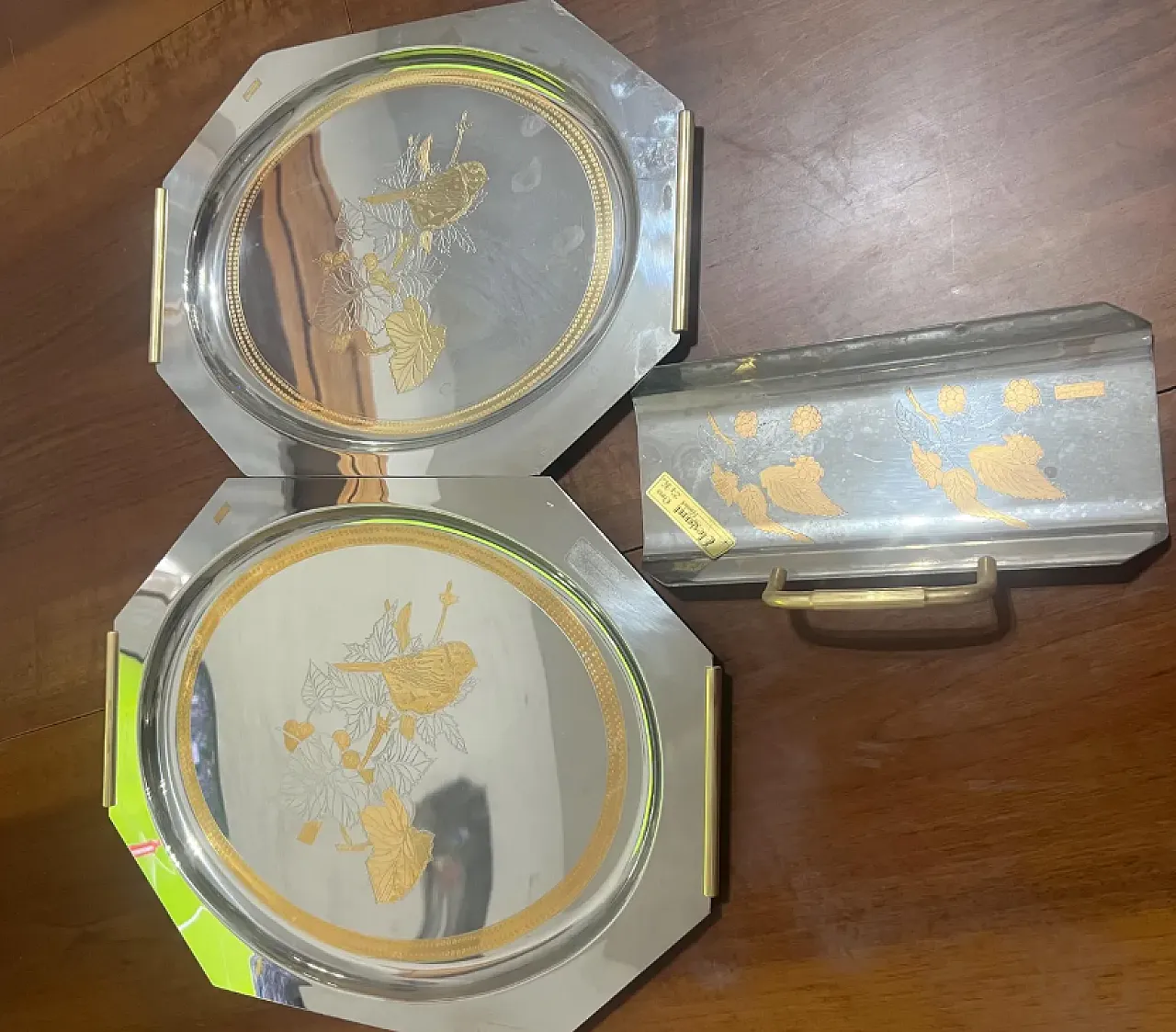 3 Vassoi da portata in metallo placcato in acciaio inox, anni '90 1