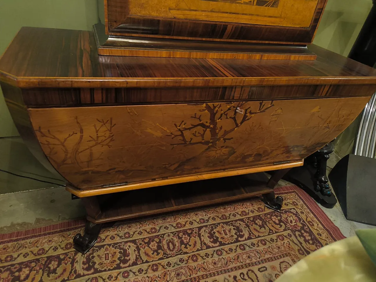 Cornelio Ferrandi, mobile bar intarsiato a mano, anni '60 25