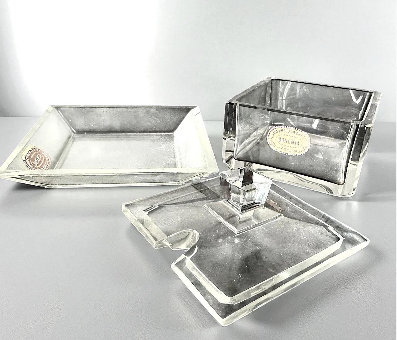 Formaggiera in cristallo di Bohemia in stile Art Deco 2