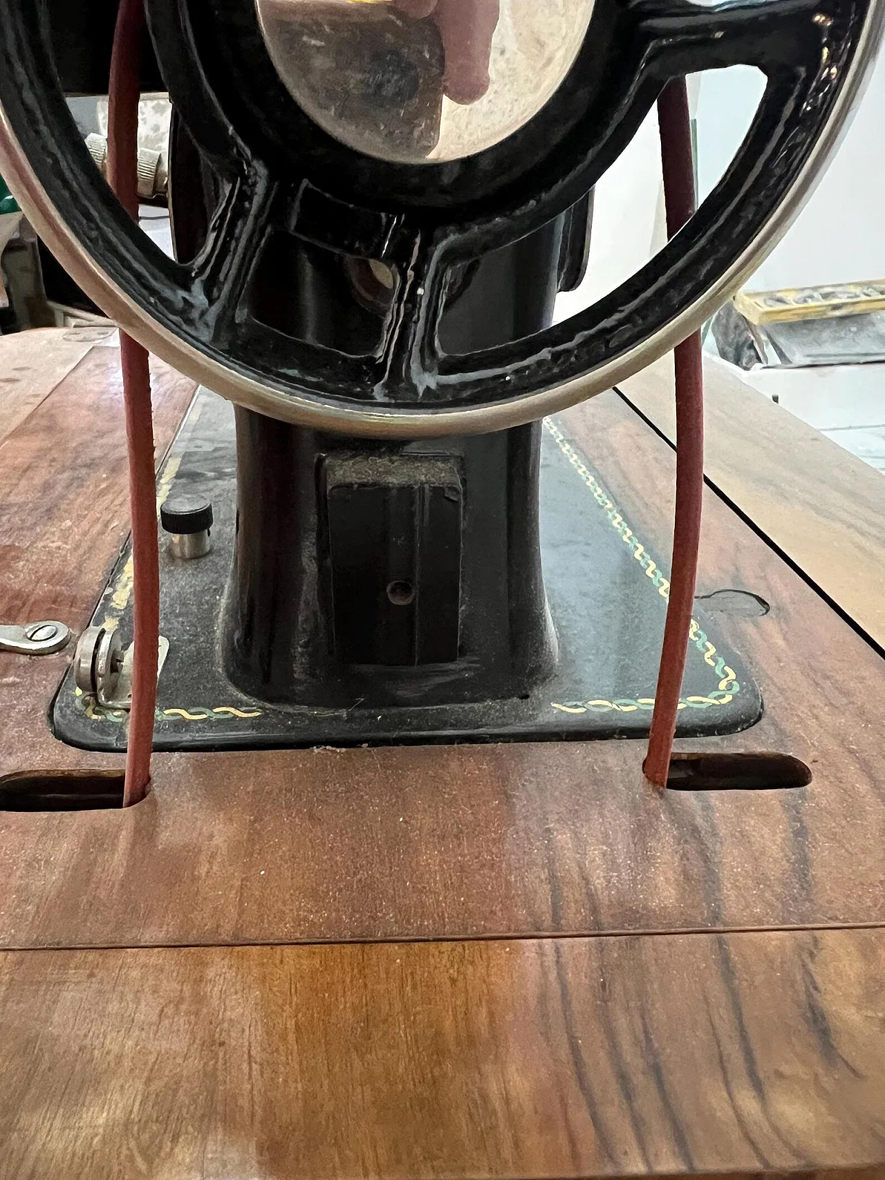 Fiamsimca F110 pedal sewing machine, 1960s 3