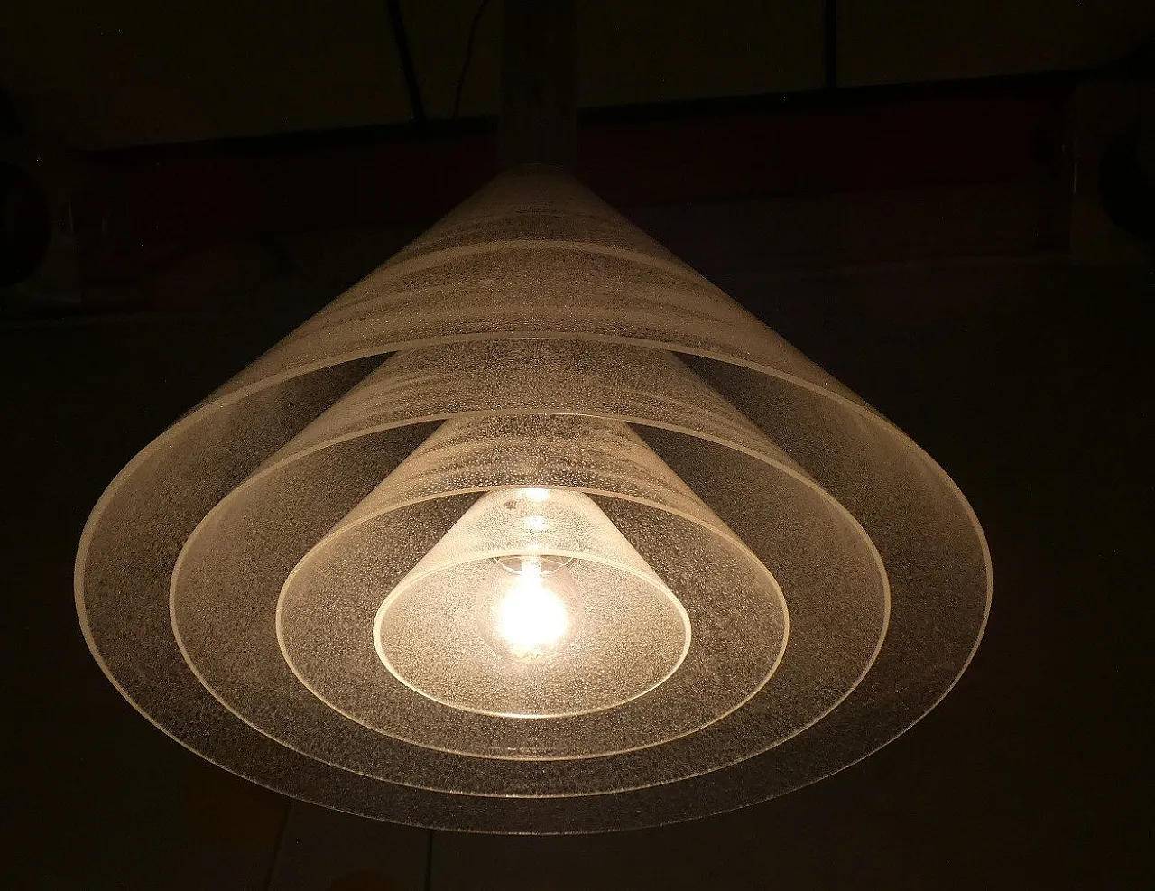 LS 174 Lampada a sospensione attribuita a Carlo Nason per Mazzega, 1970 8