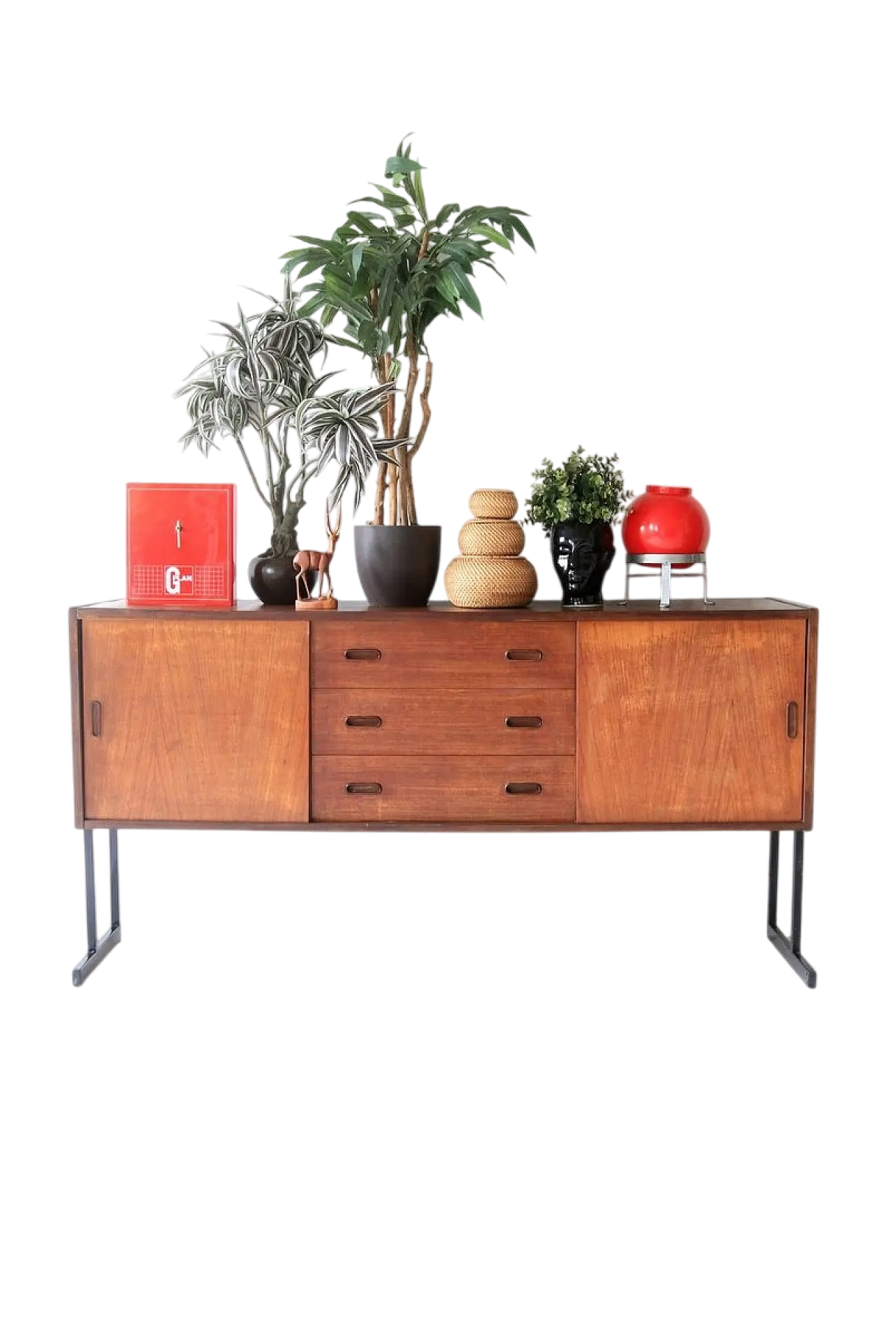 Credenza Mid-Century moderna in teak con gambe in metallo, anni '60 6